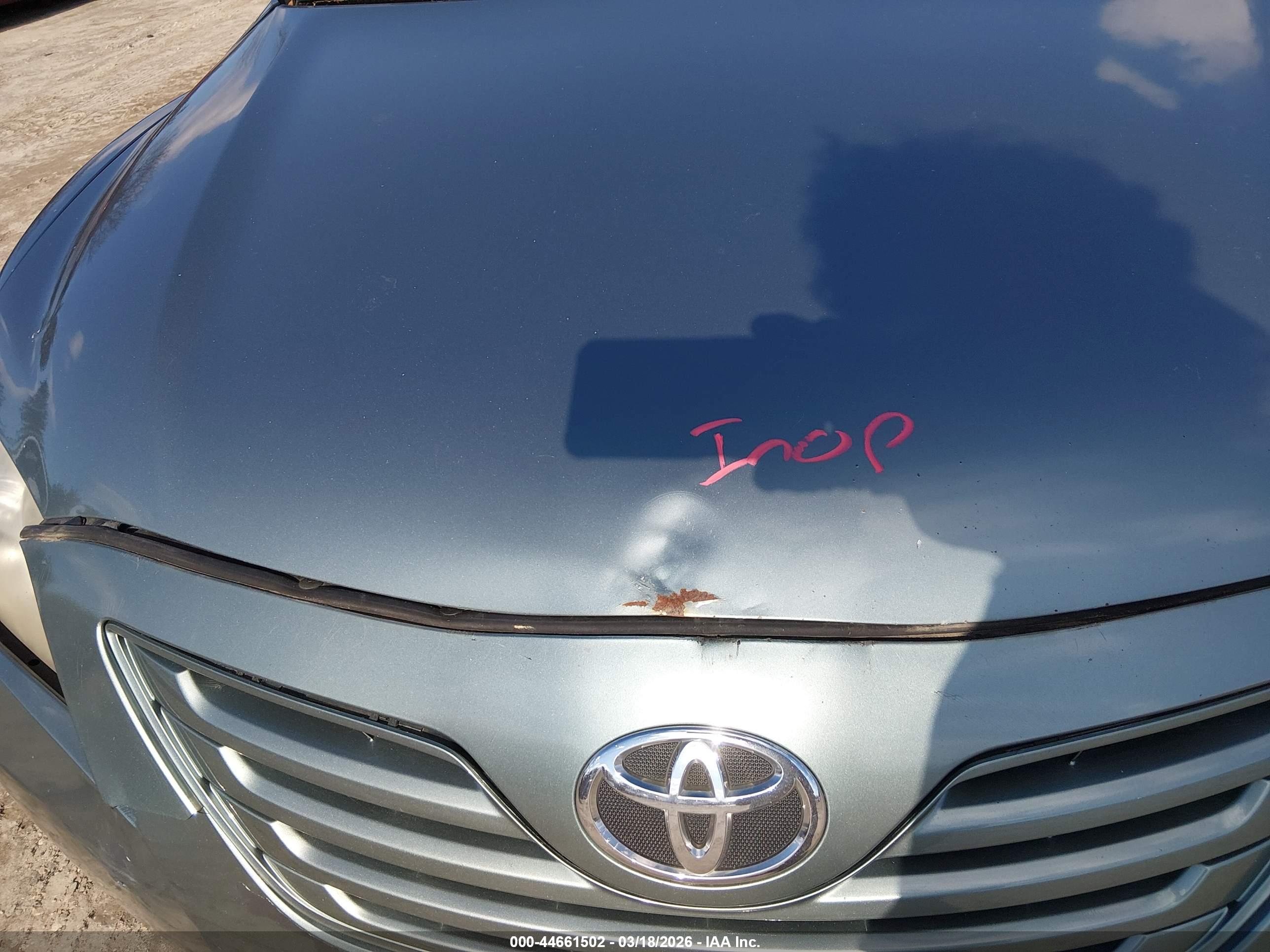 TOYOTA CAMRY image 6