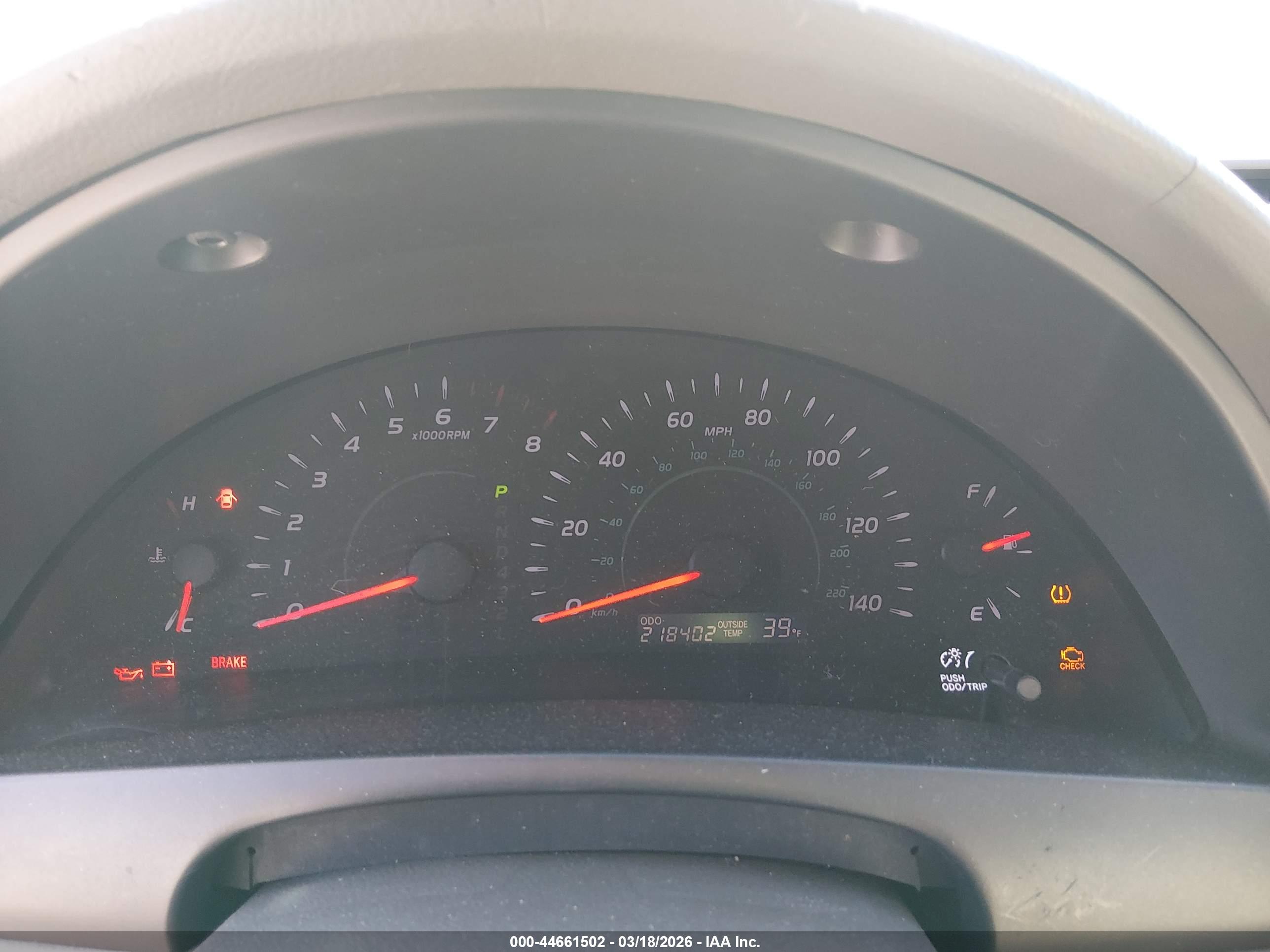 TOYOTA CAMRY image 7