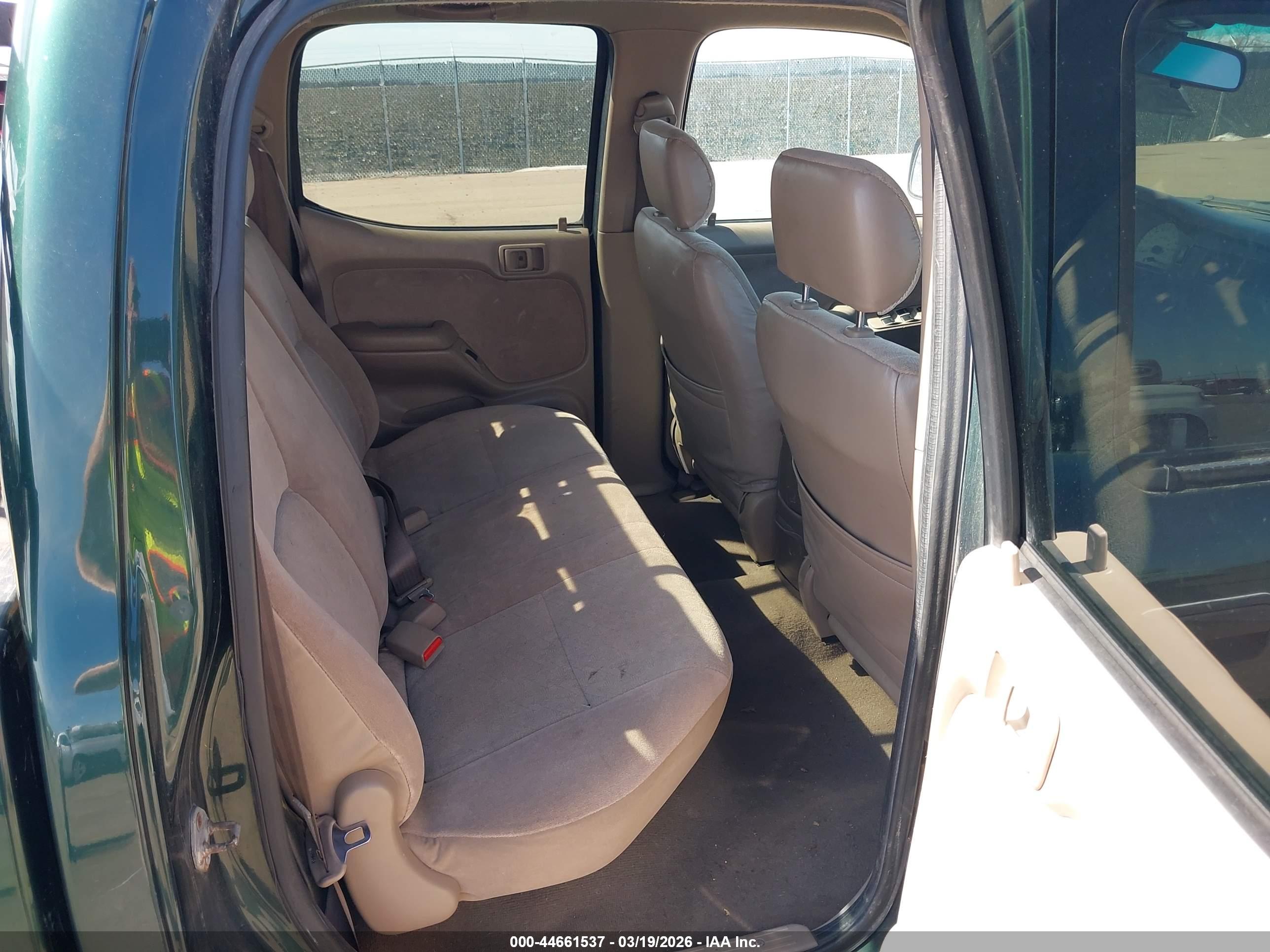 TOYOTA TACOMA image 8