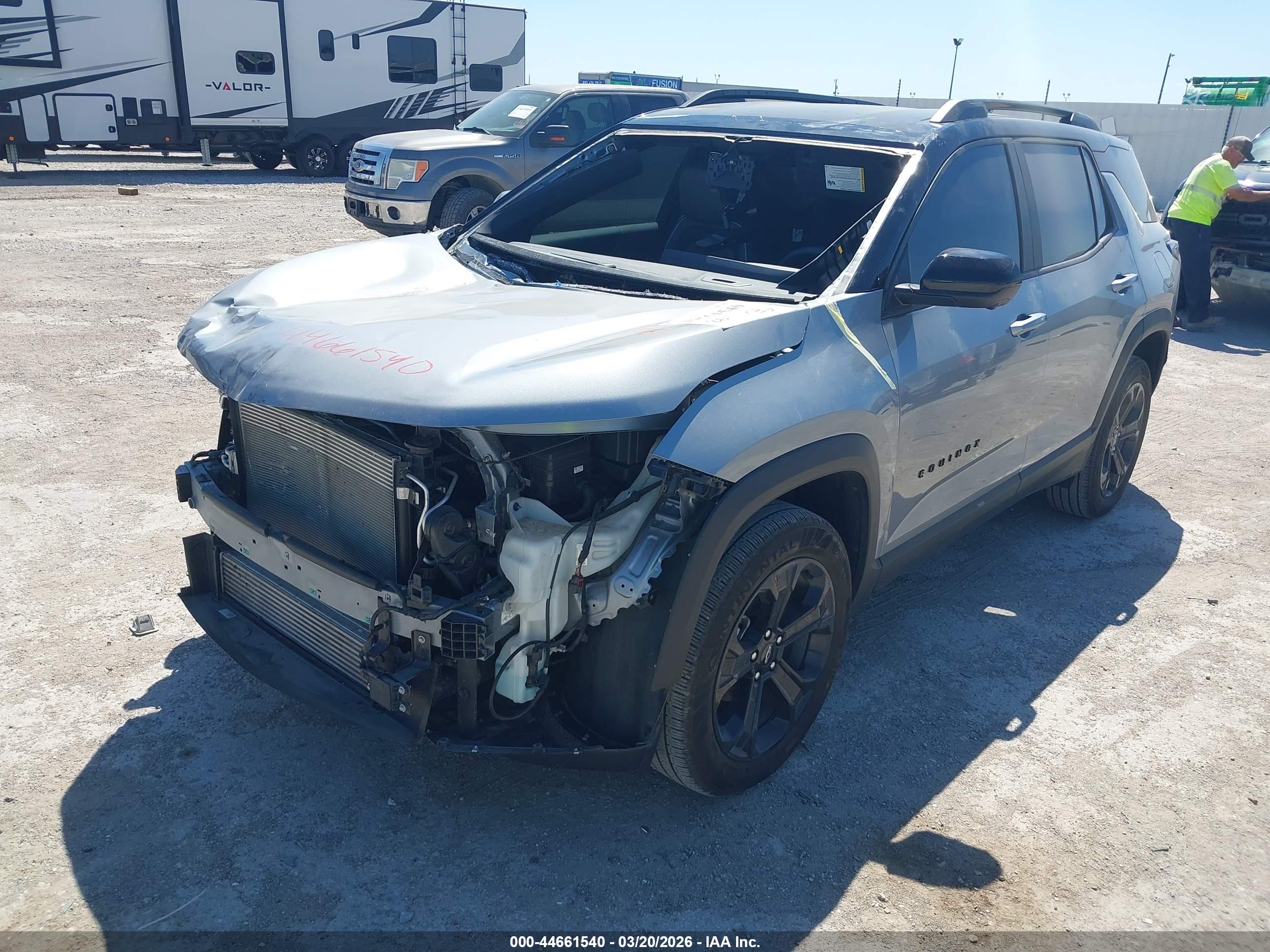 CHEVROLET EQUINOX image 2