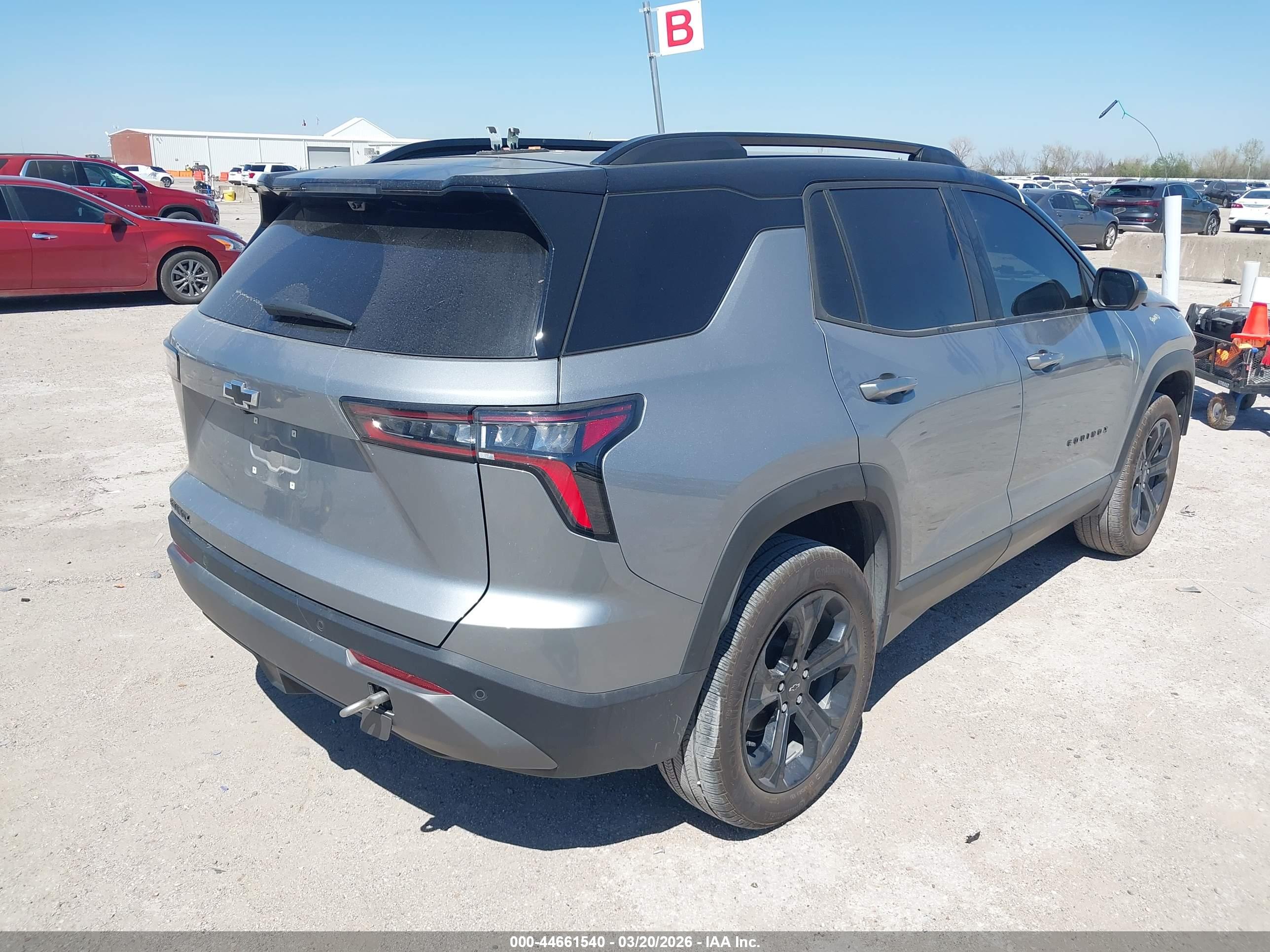 CHEVROLET EQUINOX image 4