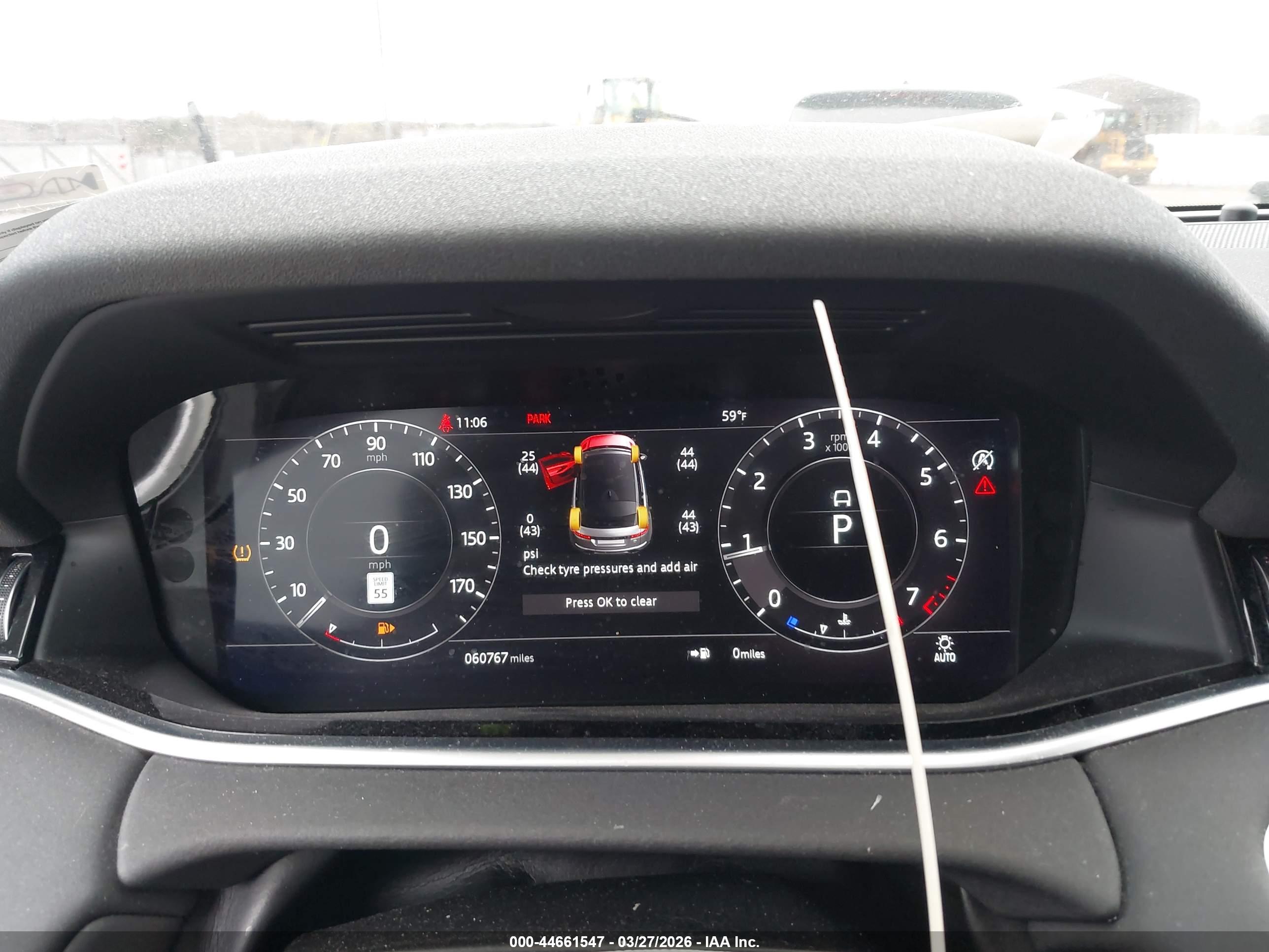 LAND ROVER image 7