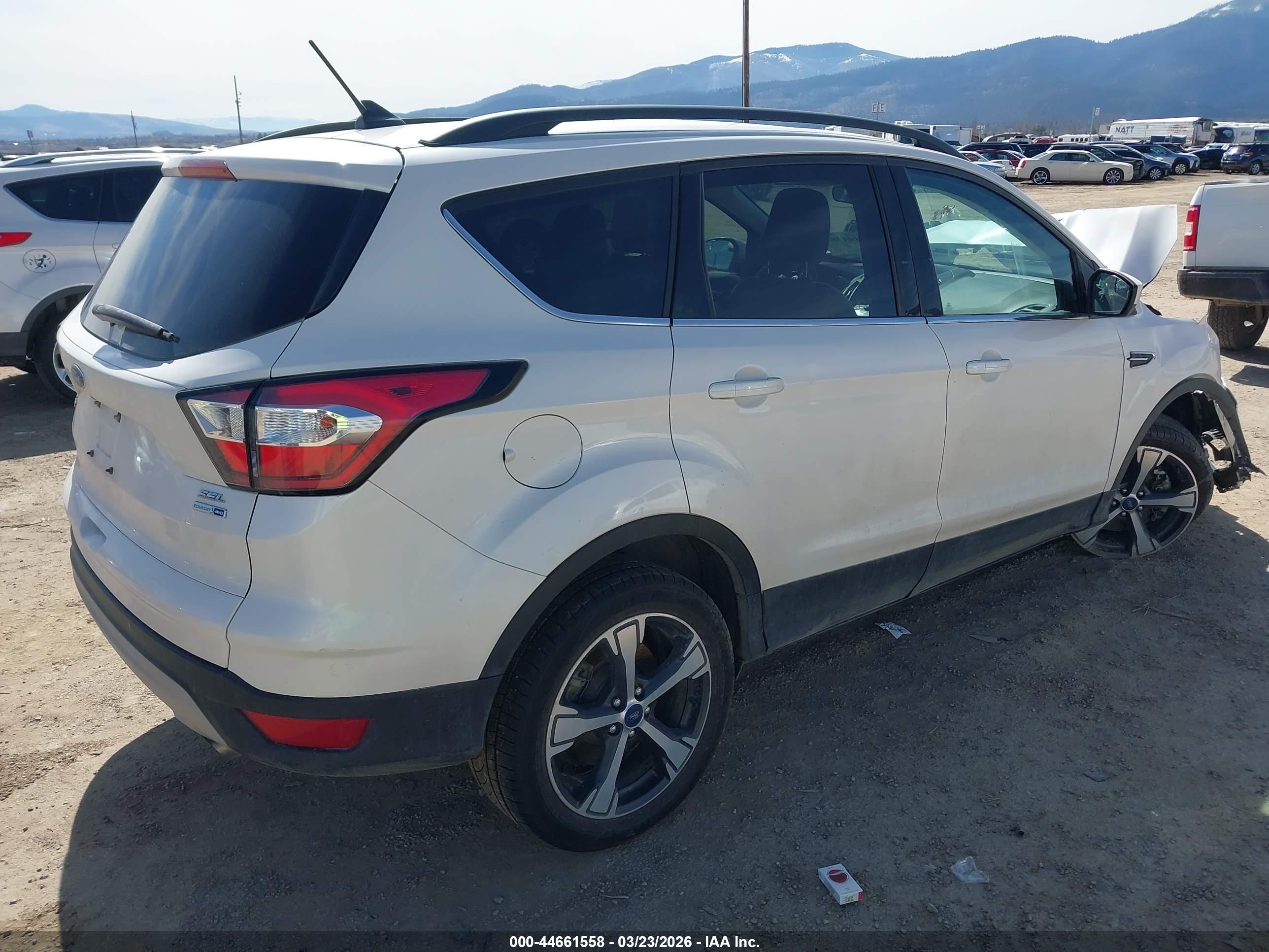 FORD ESCAPE image 4