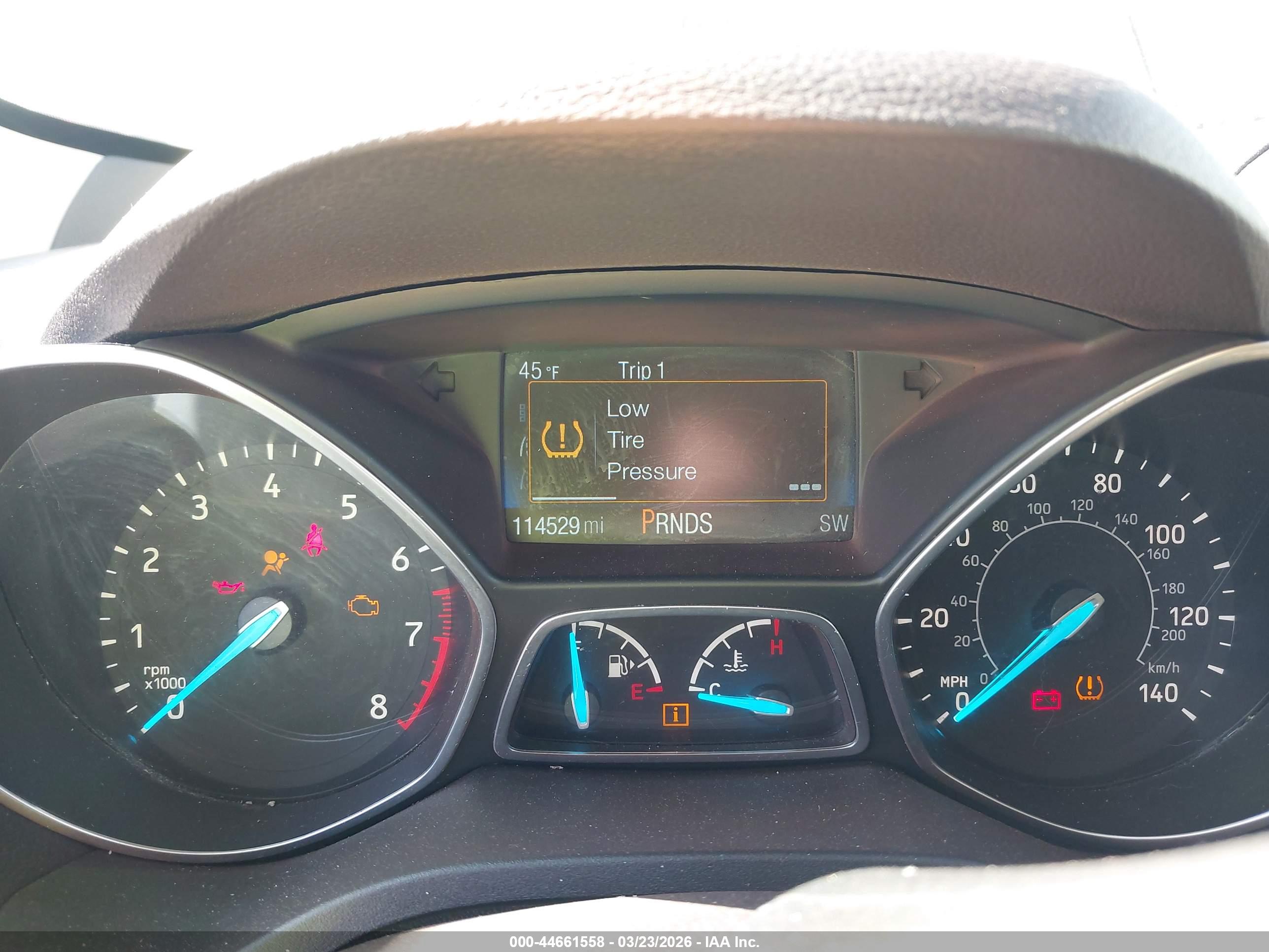 FORD ESCAPE image 7