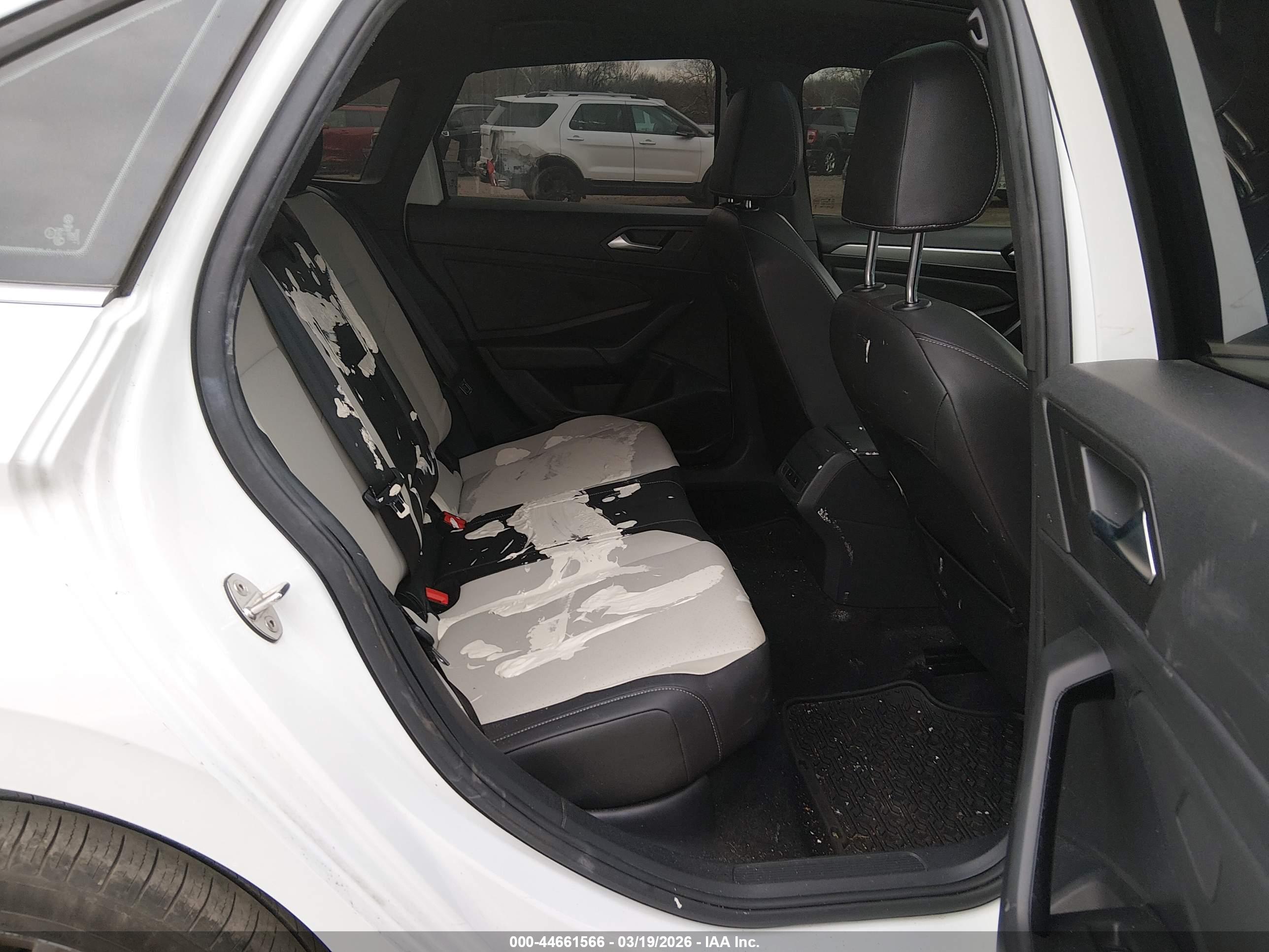 VOLKSWAGEN JETTA image 8