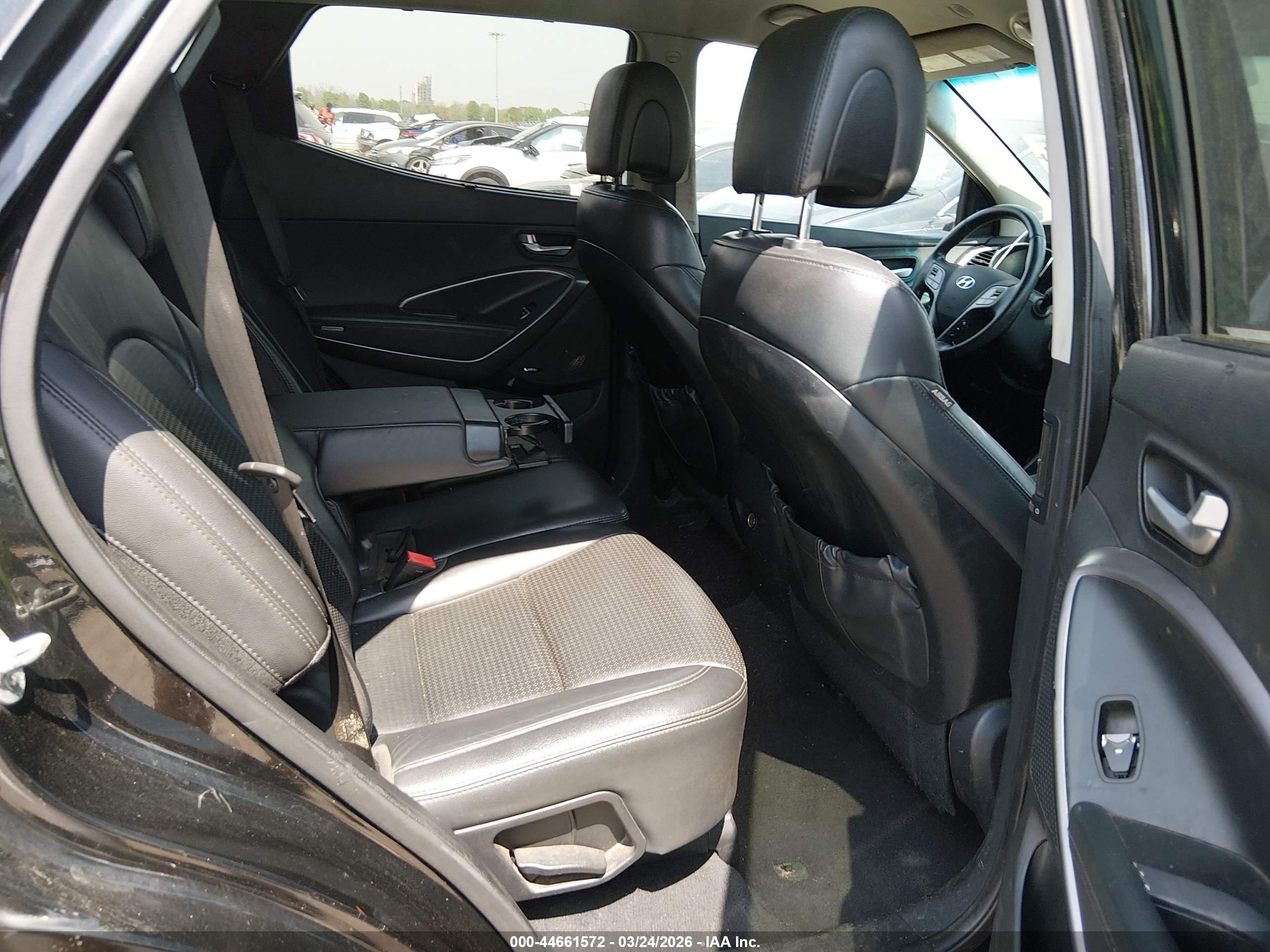 HYUNDAI SANTA image 8