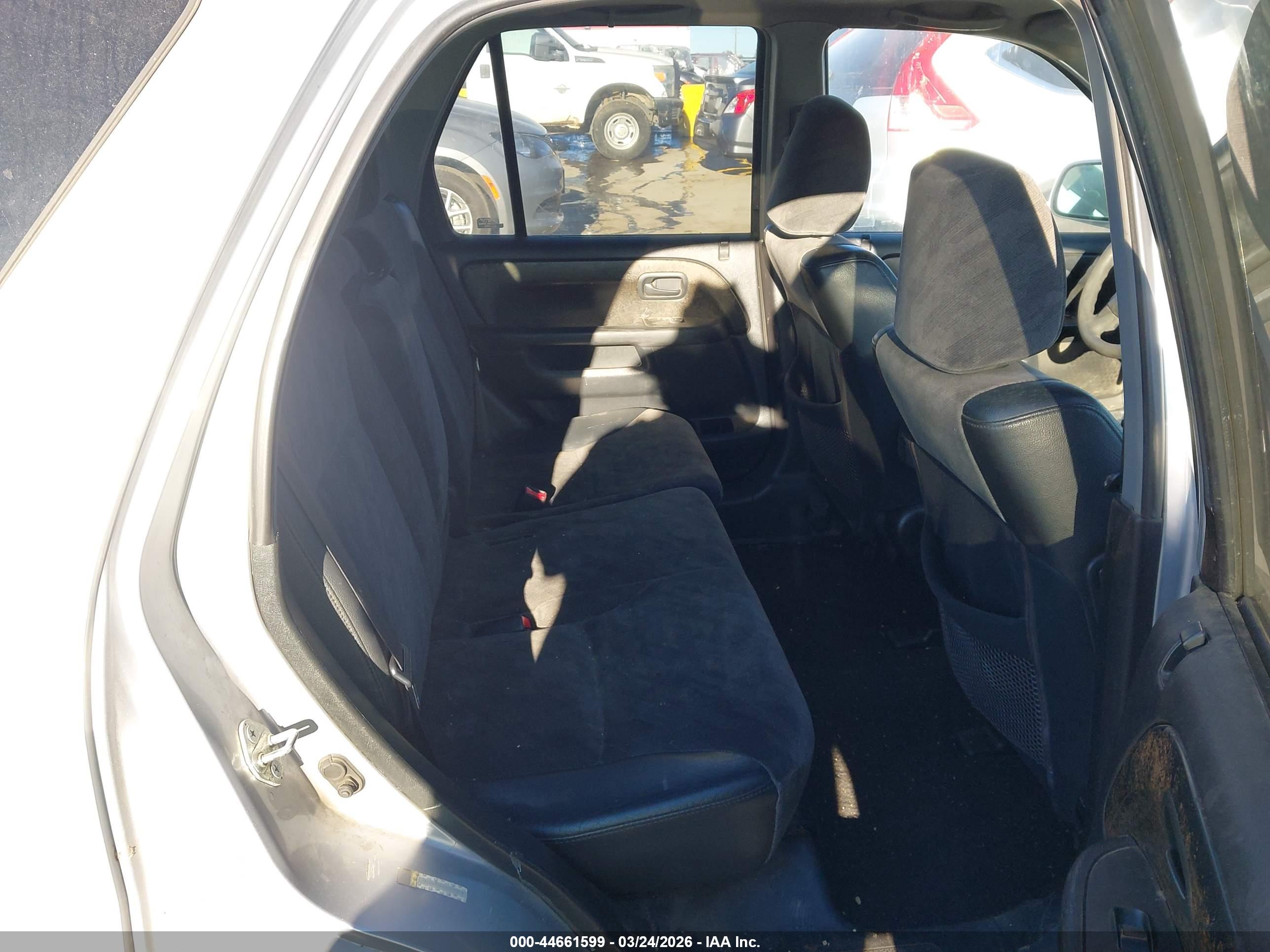 HONDA CR-V image 8