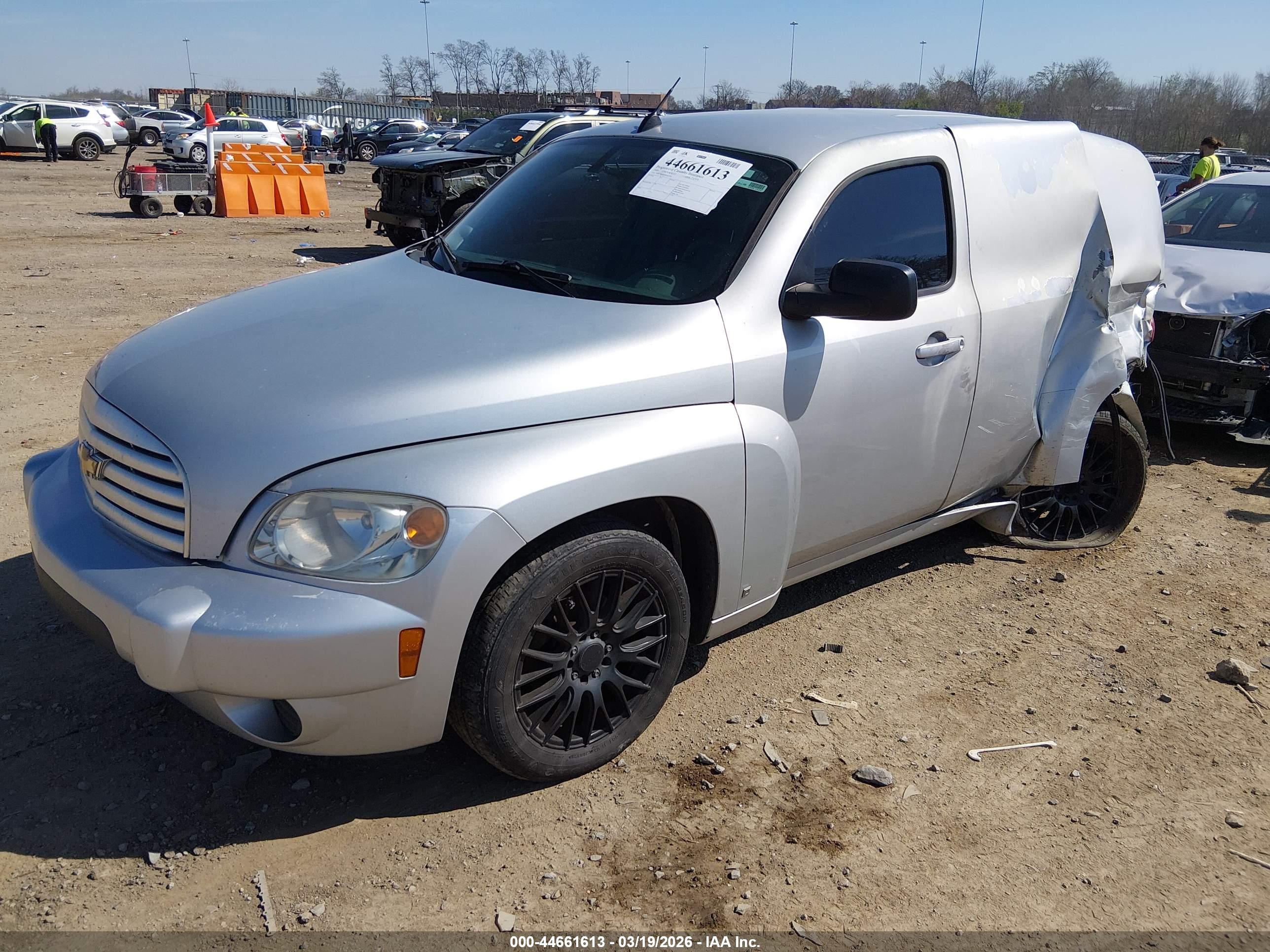 CHEVROLET HHR image 2