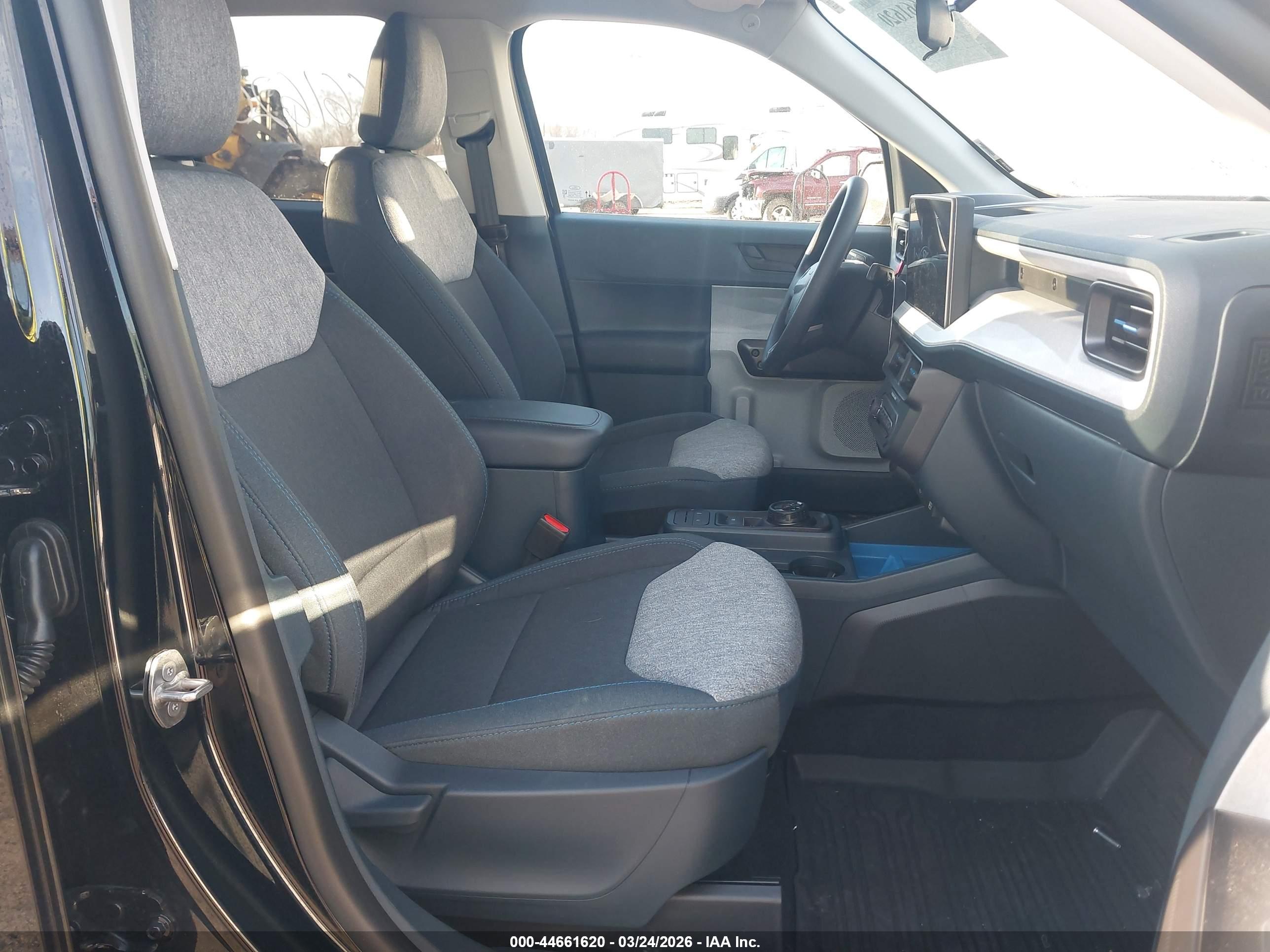 FORD MAVERICK image 5