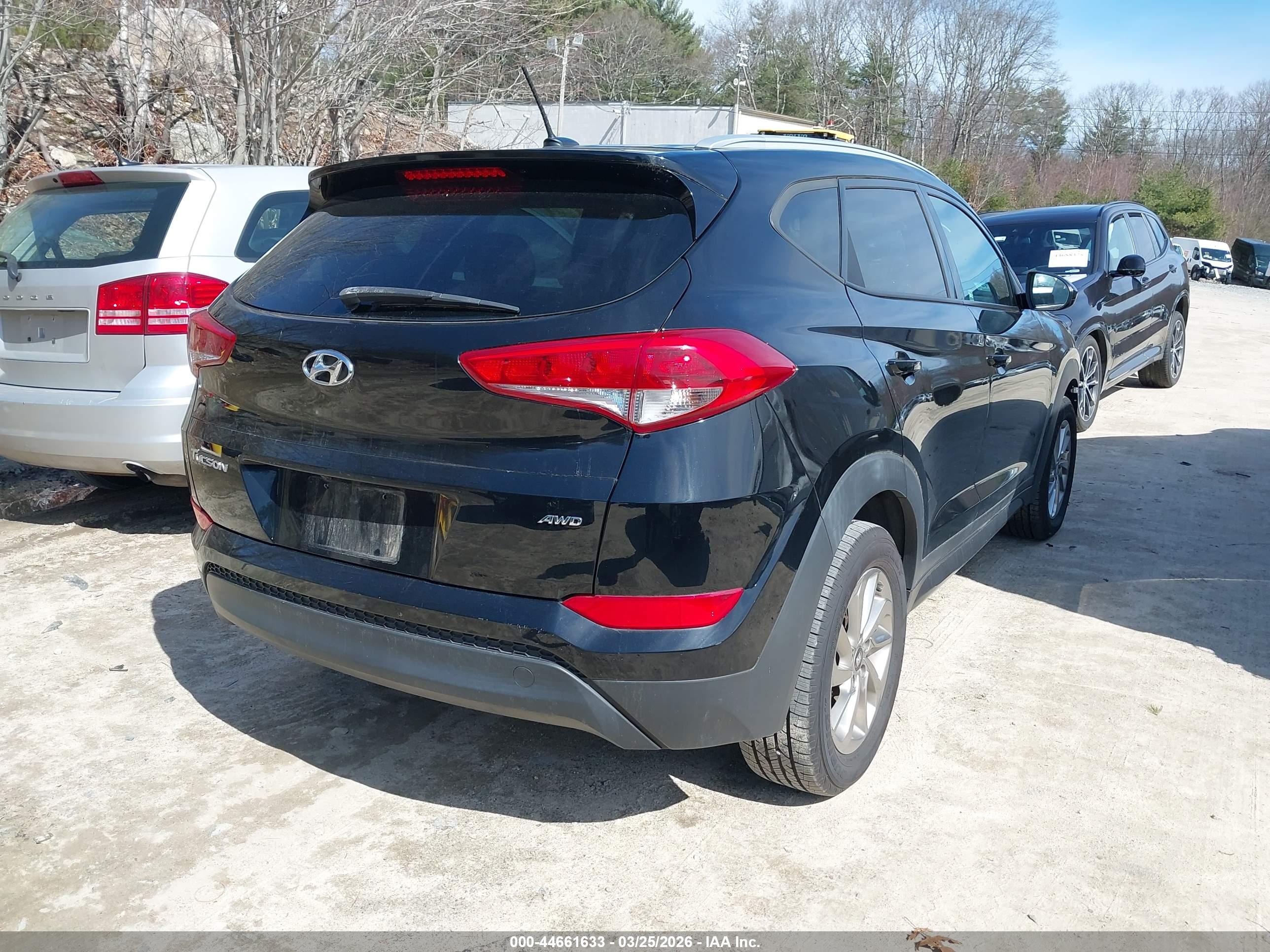 HYUNDAI TUCSON image 4