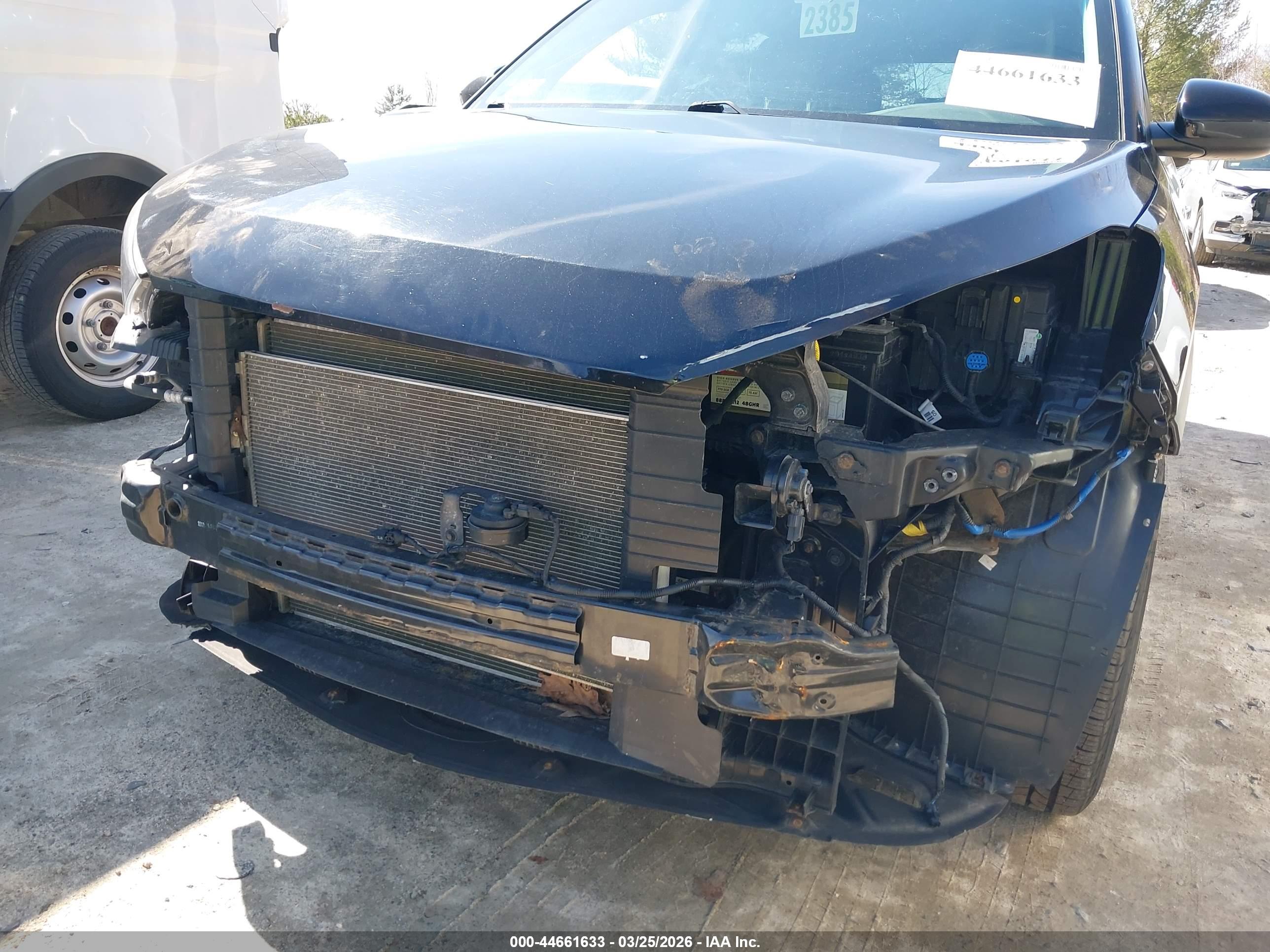 HYUNDAI TUCSON image 6
