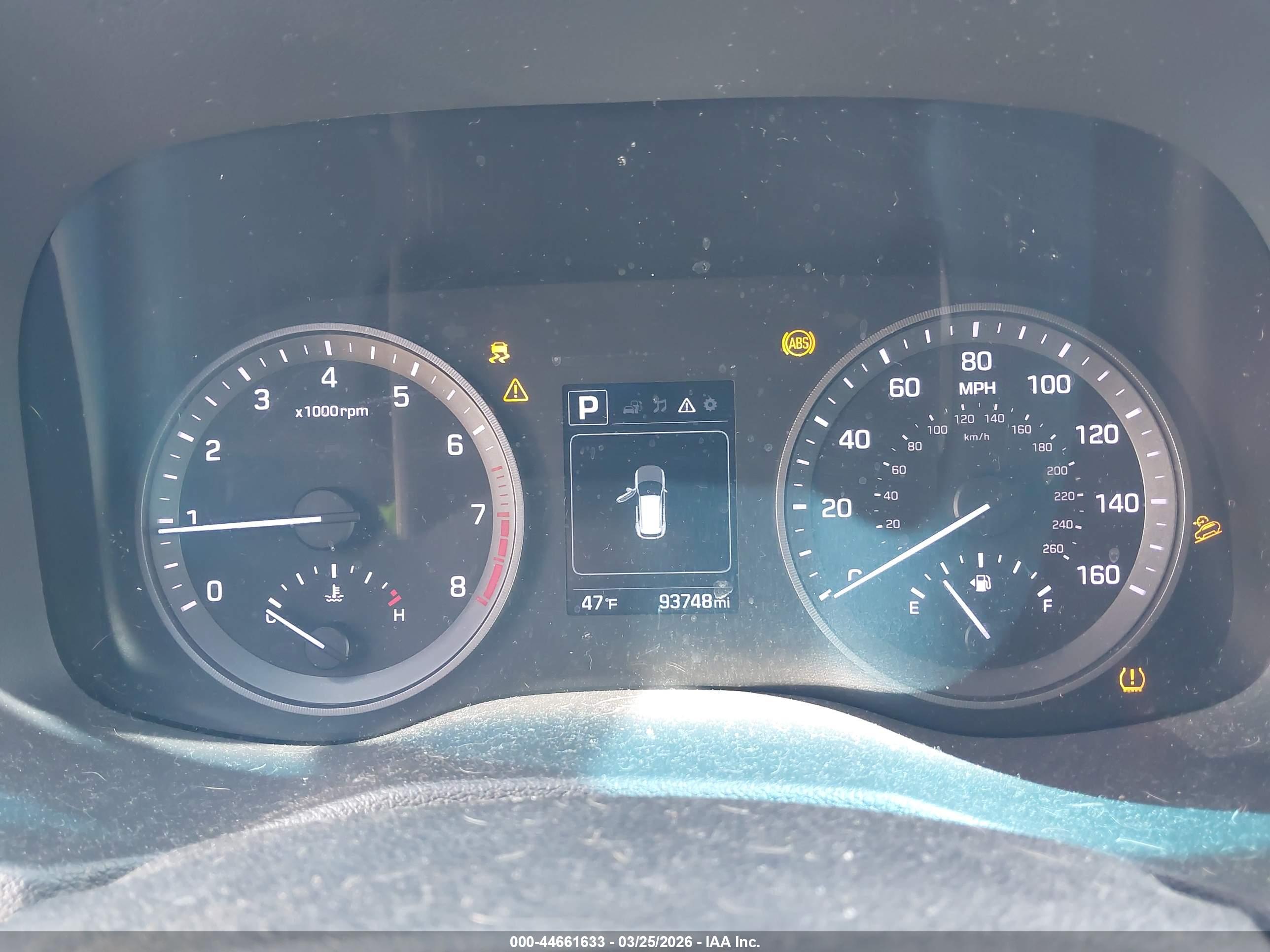 HYUNDAI TUCSON image 7