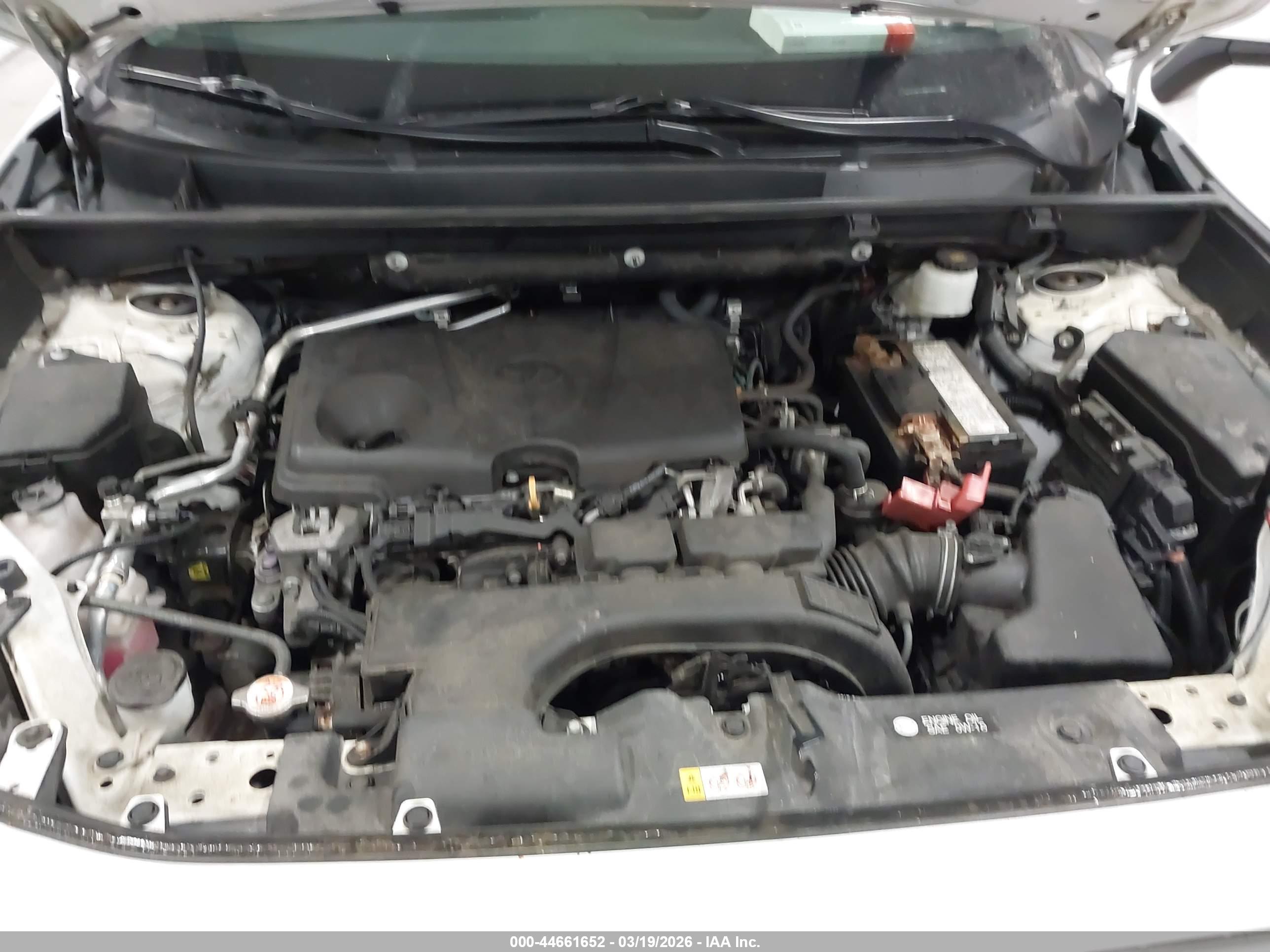 TOYOTA RAV4 image 10