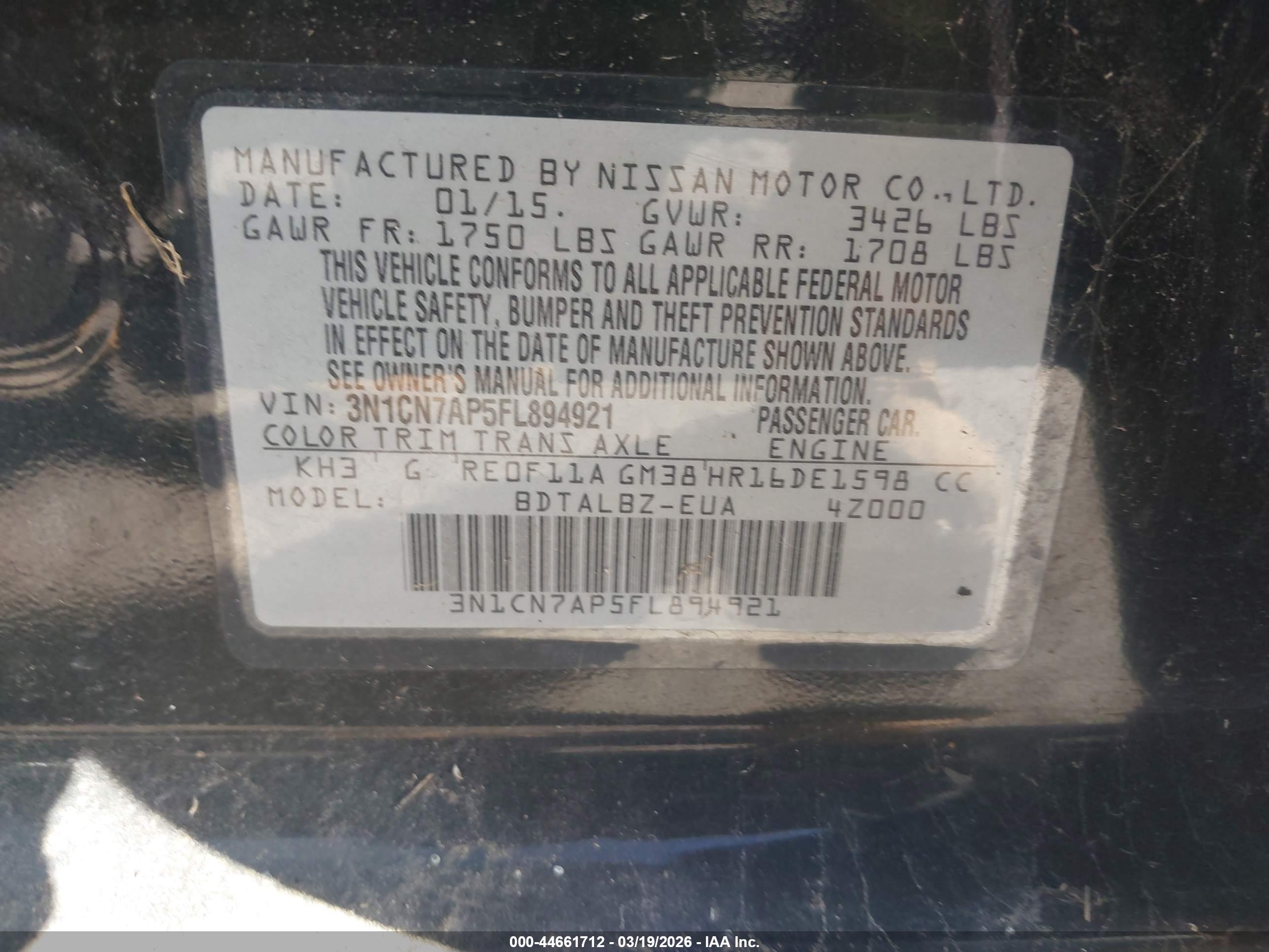 NISSAN VERSA image 9