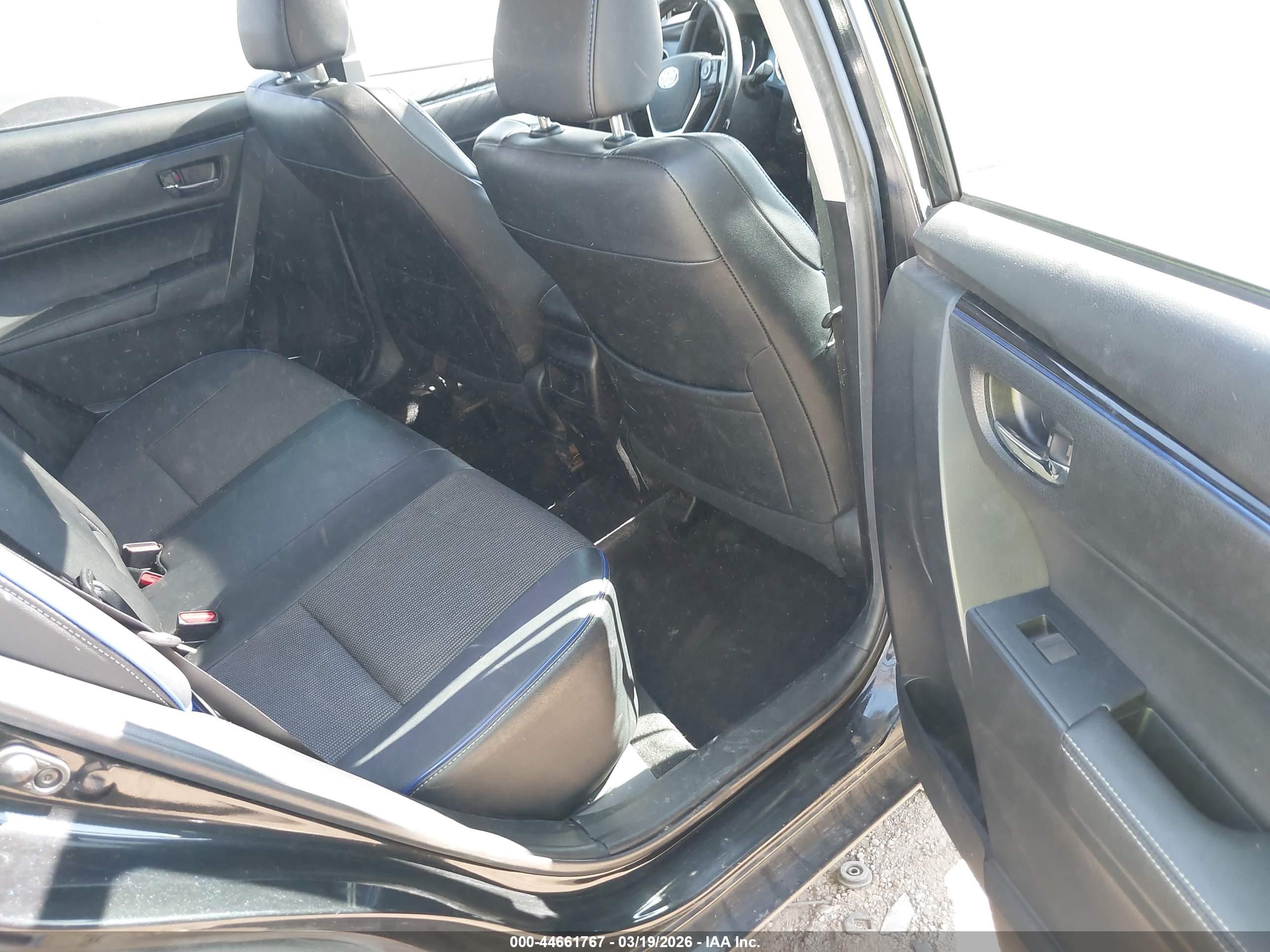 TOYOTA COROLLA image 8