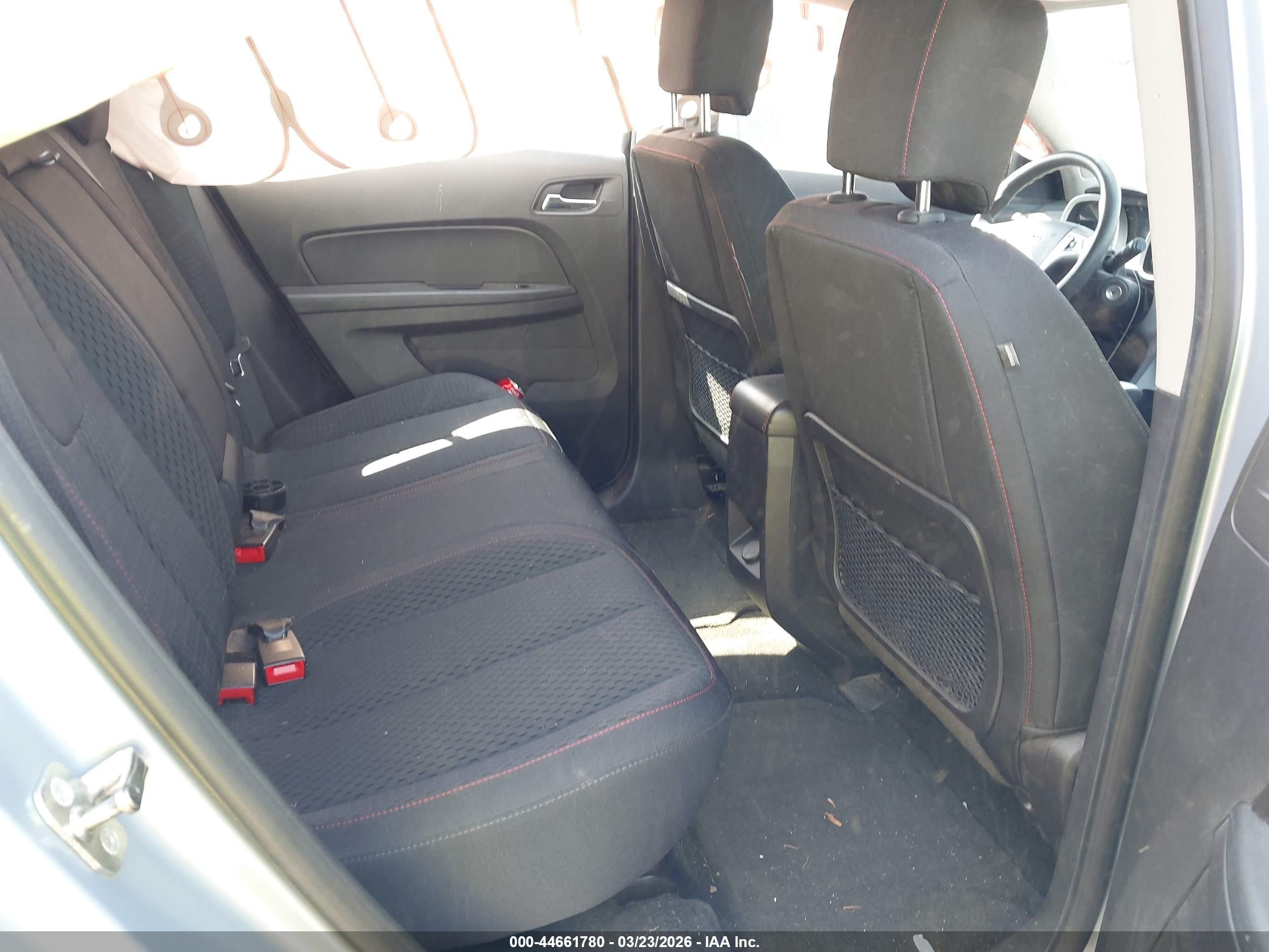 CHEVROLET EQUINOX image 8