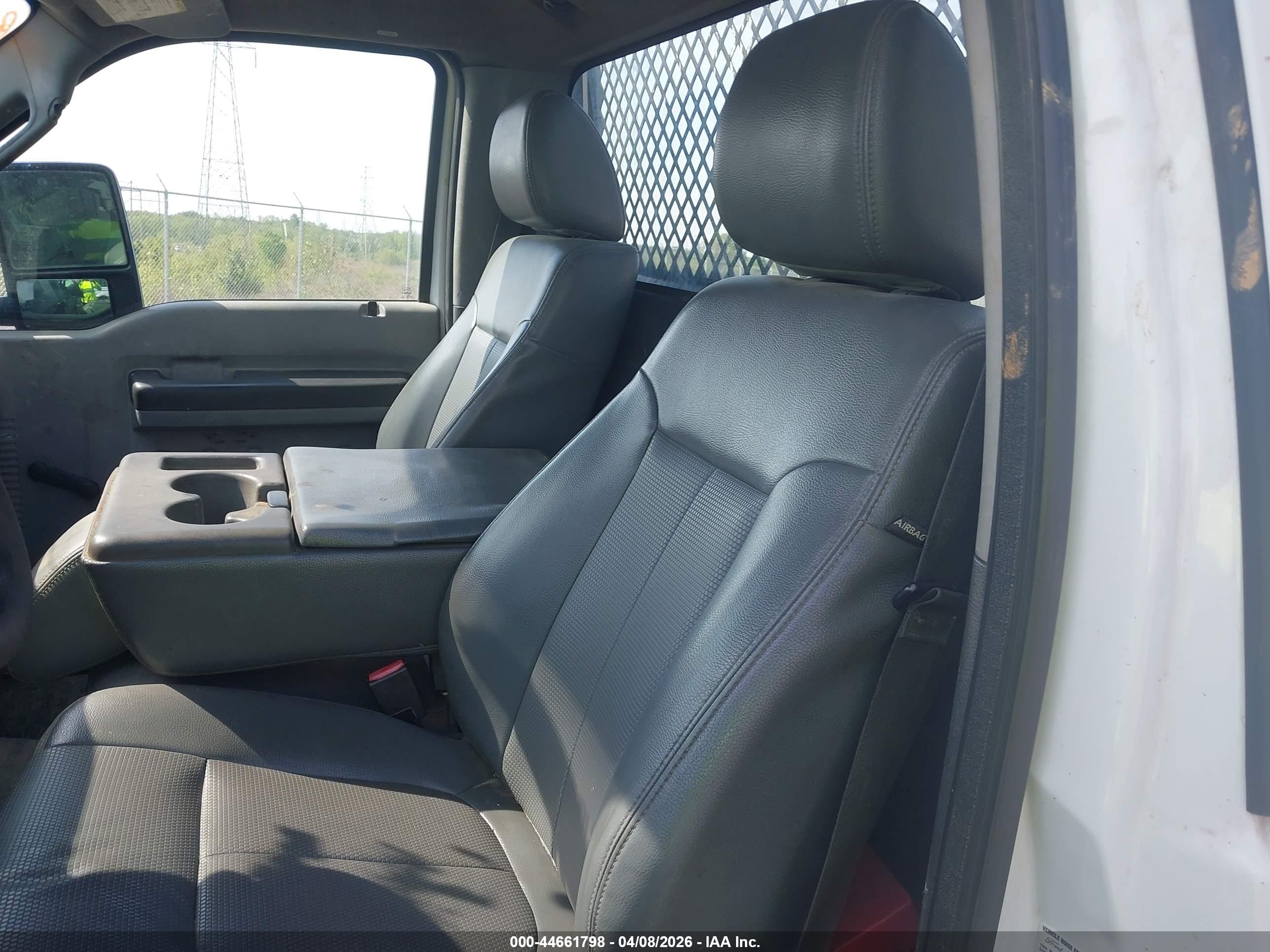 FORD F-350 image 8