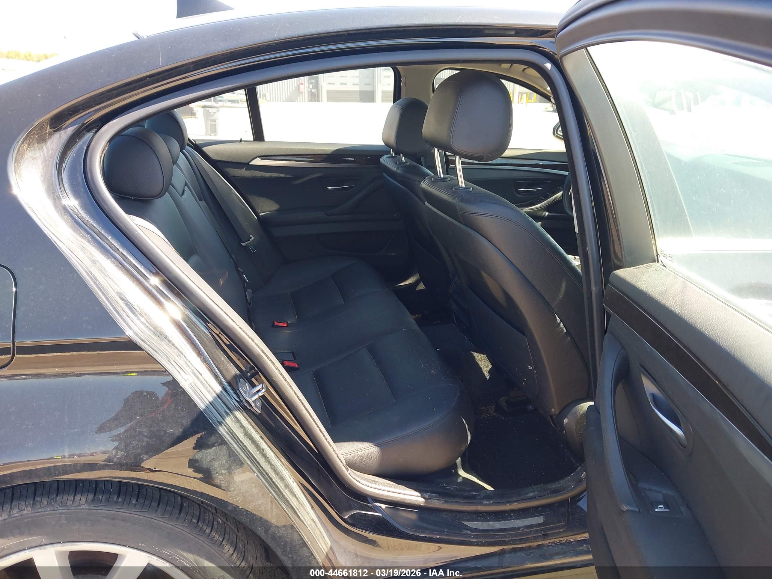 BMW 535I image 8