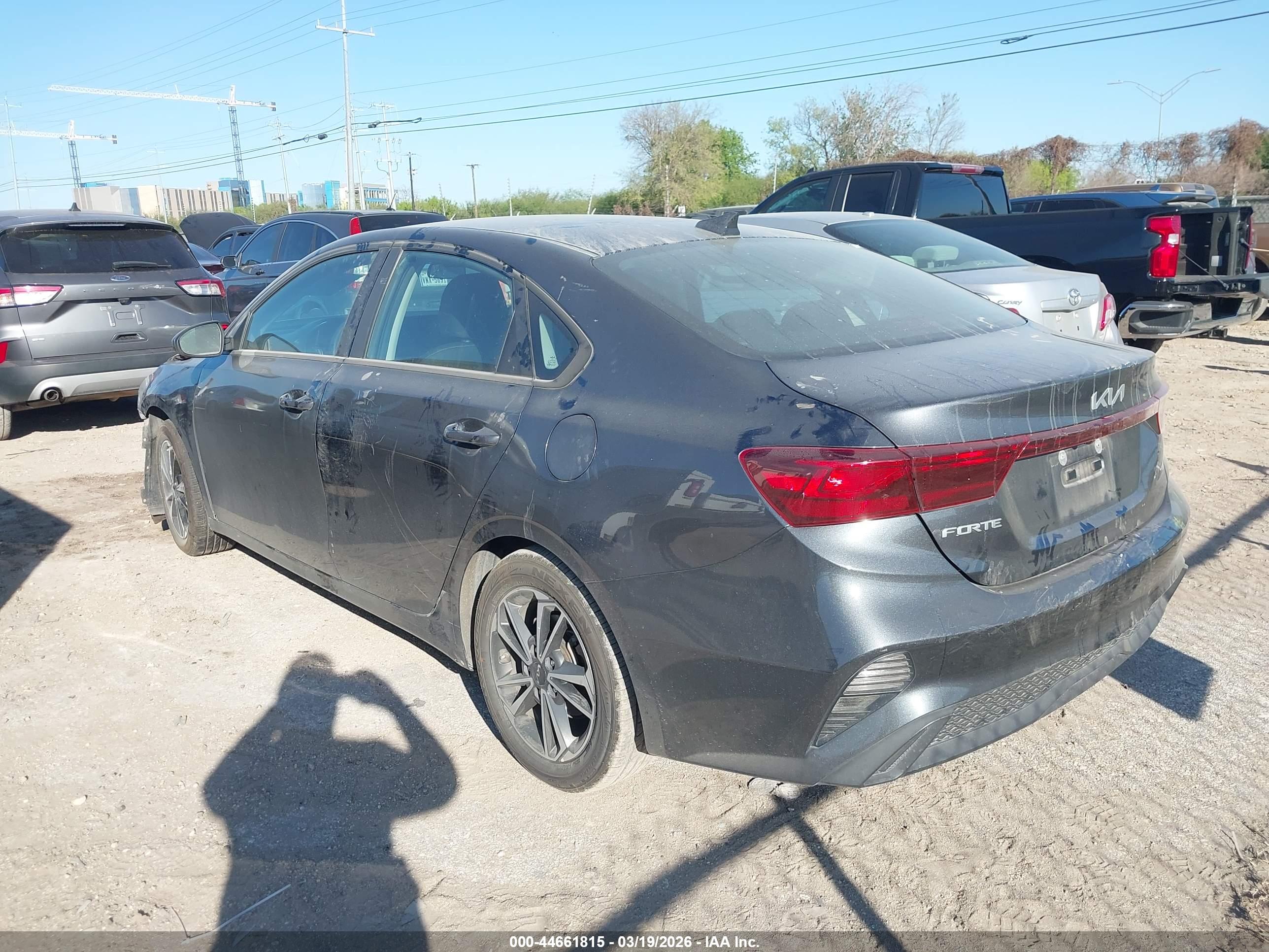 KIA FORTE image 3