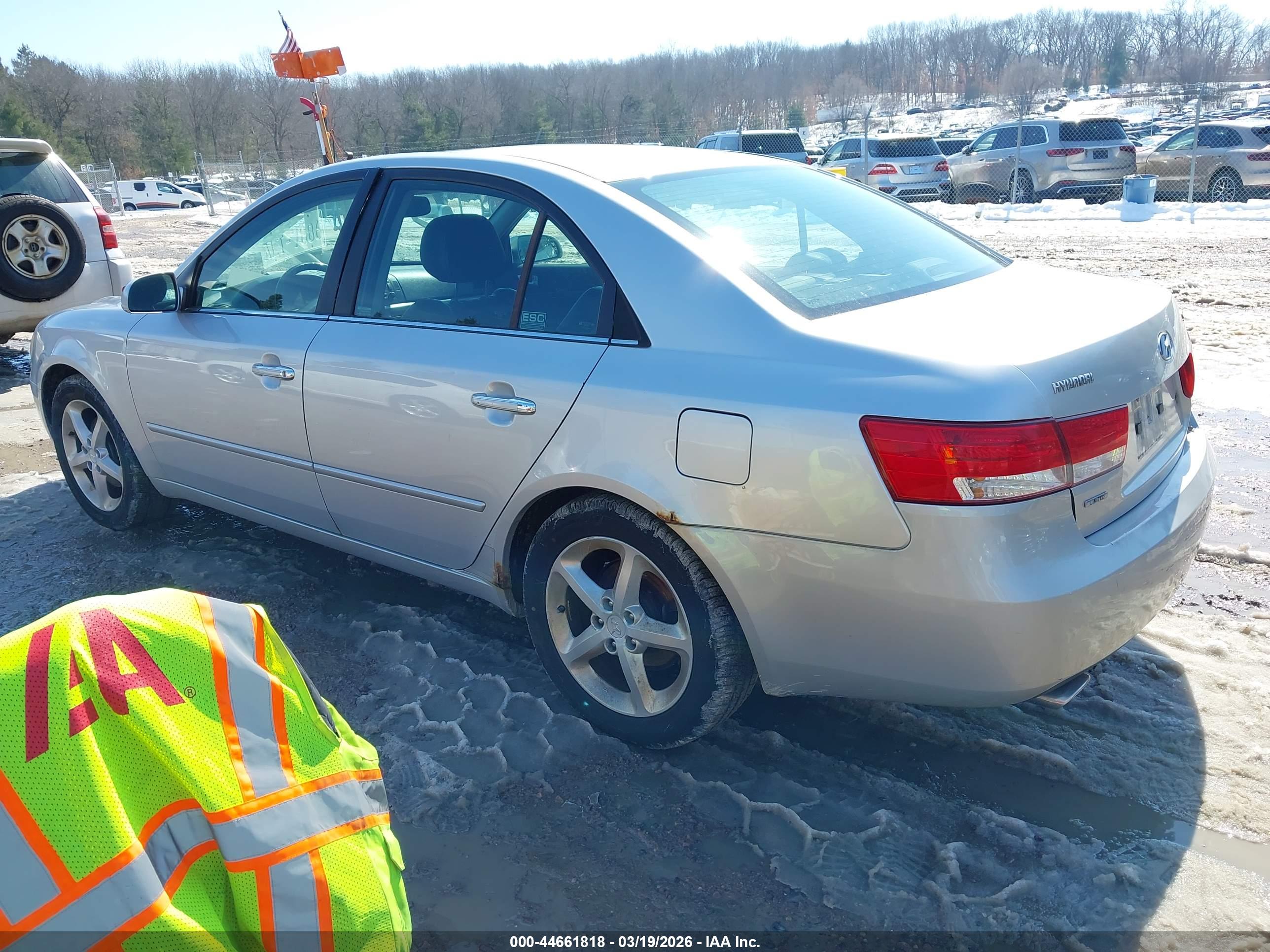 HYUNDAI SONATA image 3