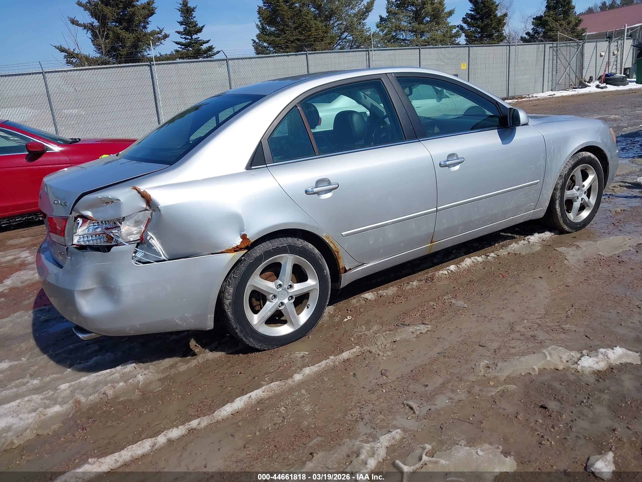 HYUNDAI SONATA image 4
