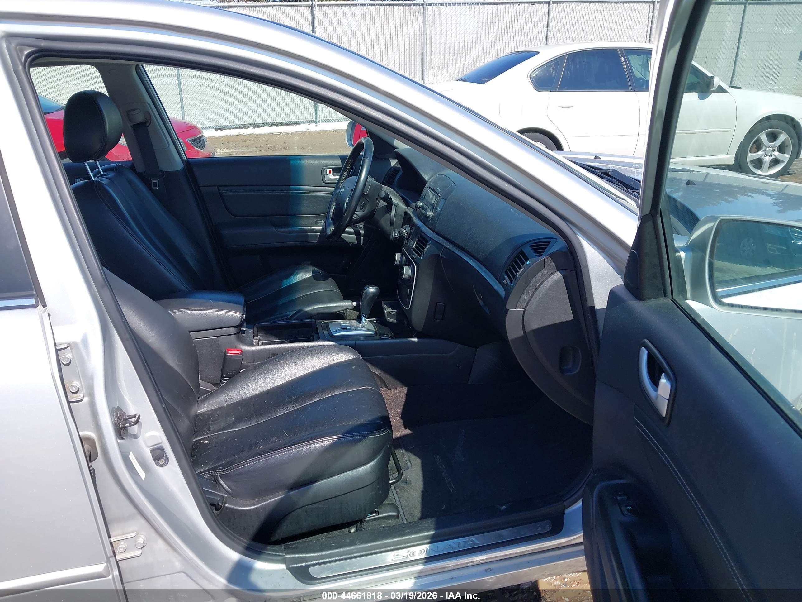 HYUNDAI SONATA image 5