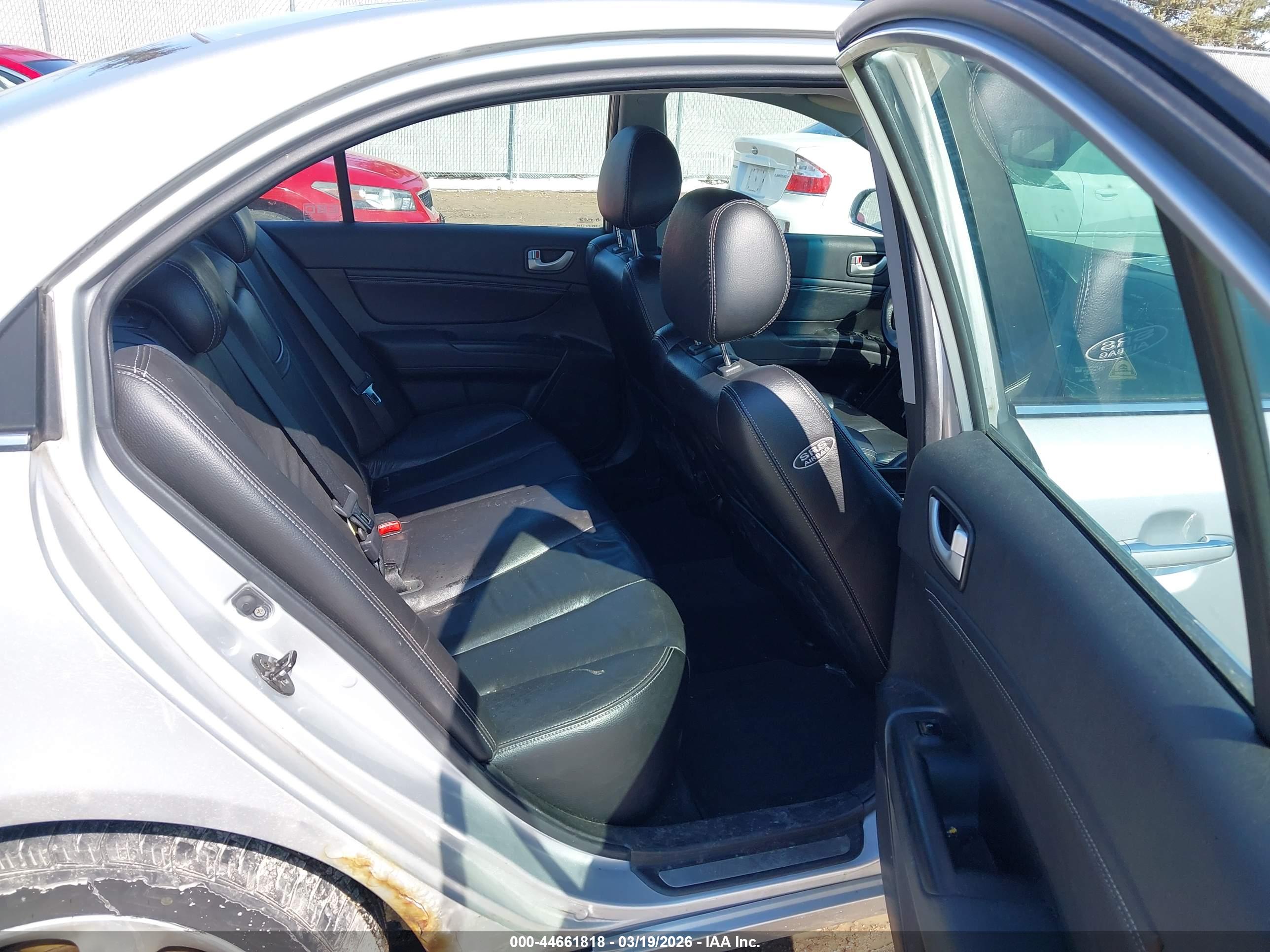 HYUNDAI SONATA image 8
