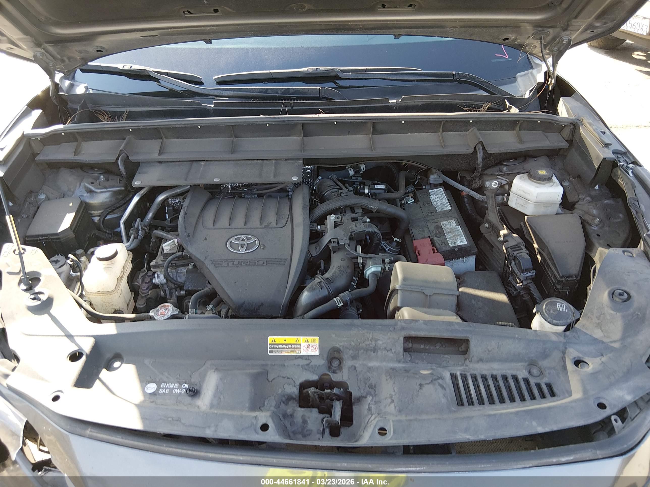 TOYOTA HIGHLANDER image 10