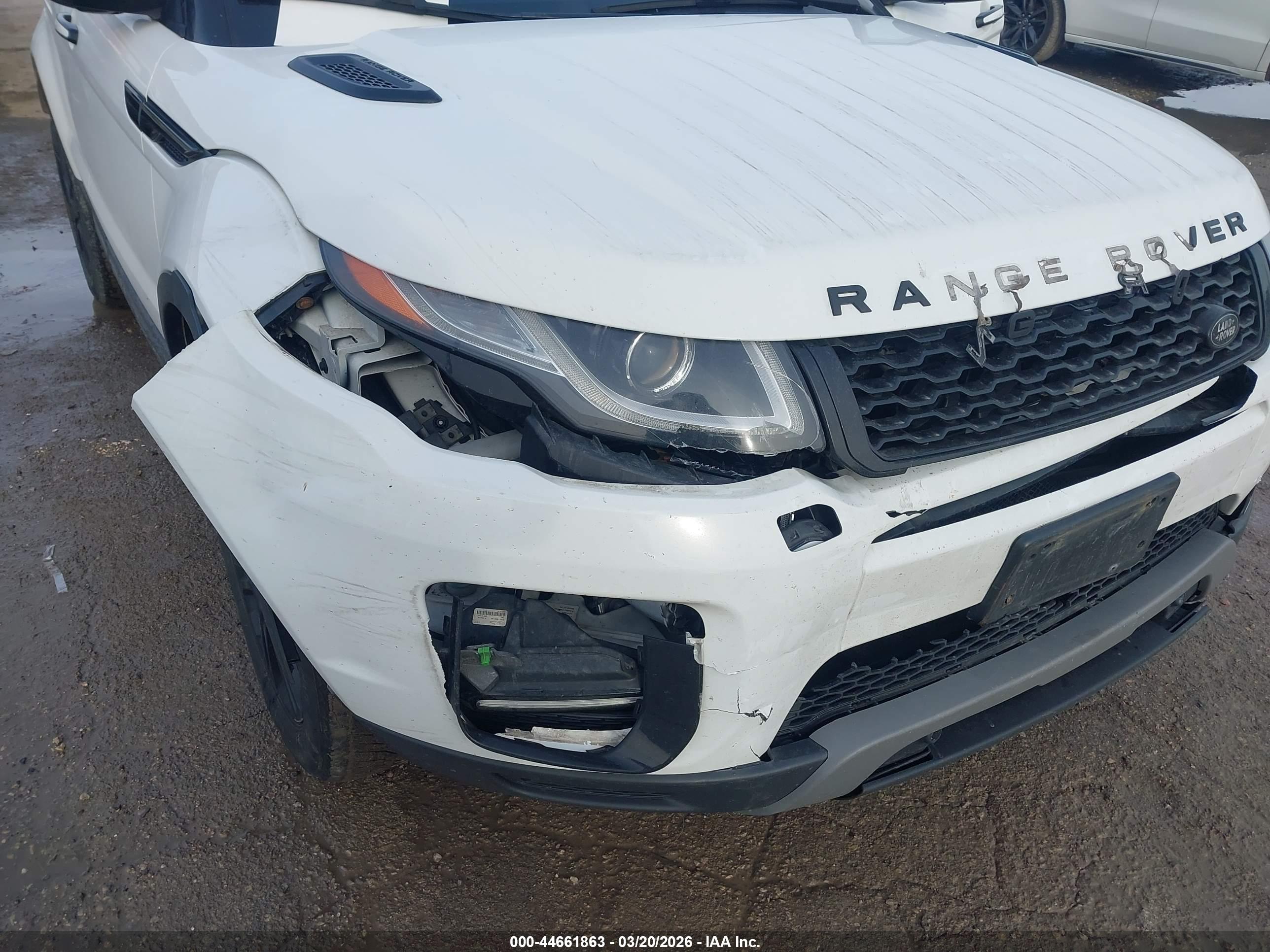 LAND ROVER image 6