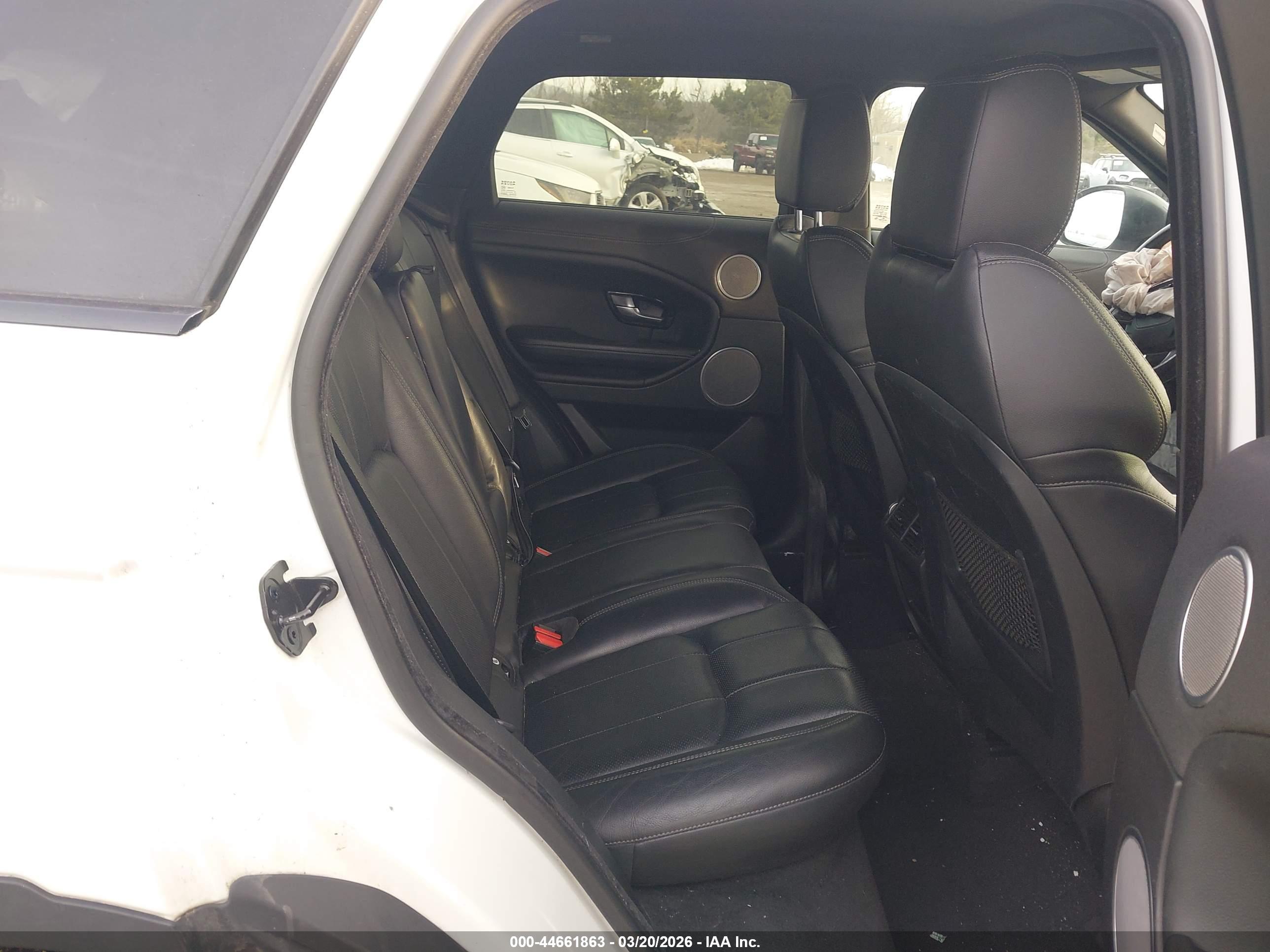 LAND ROVER image 8