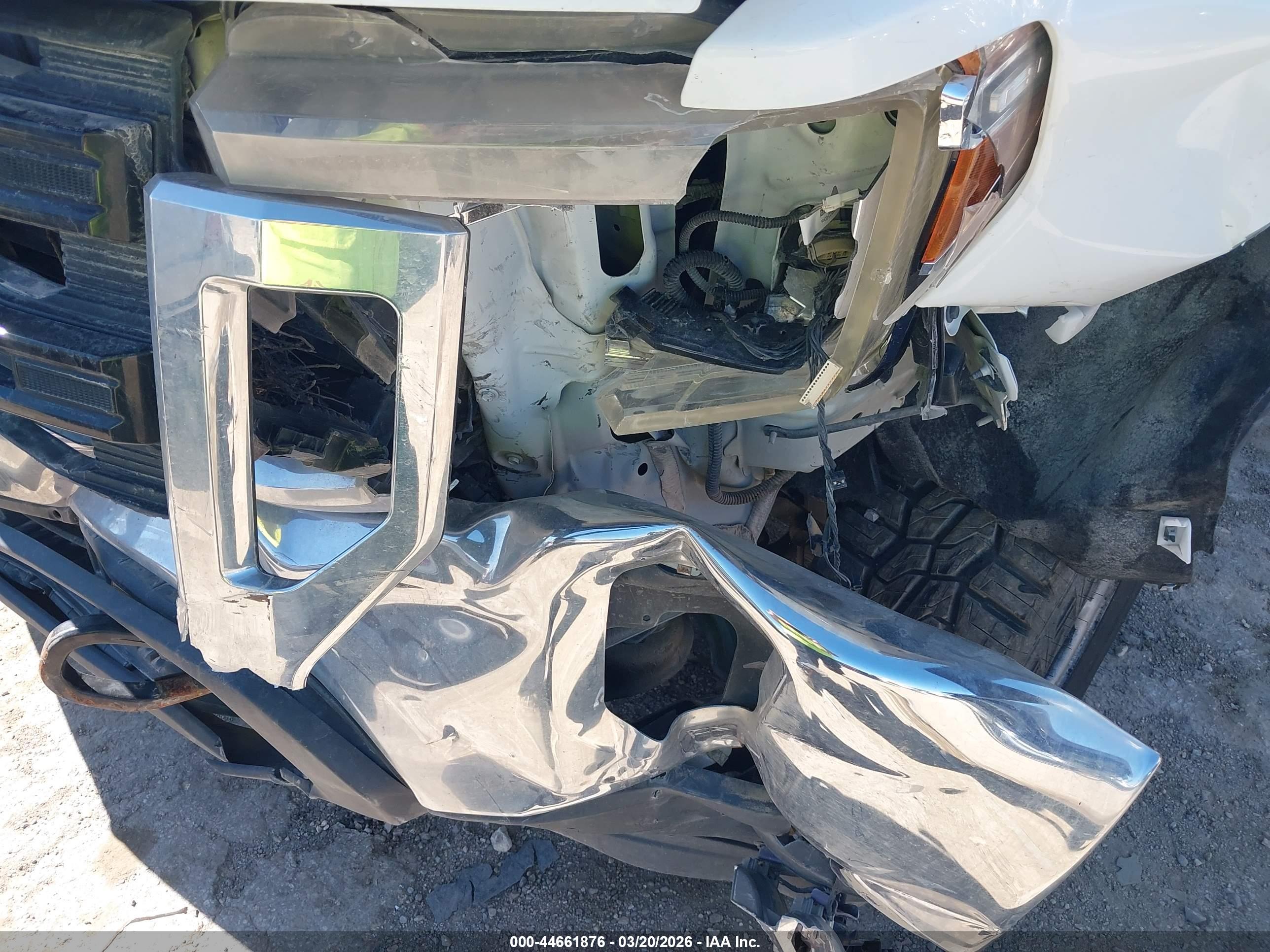 GMC SIERRA image 6