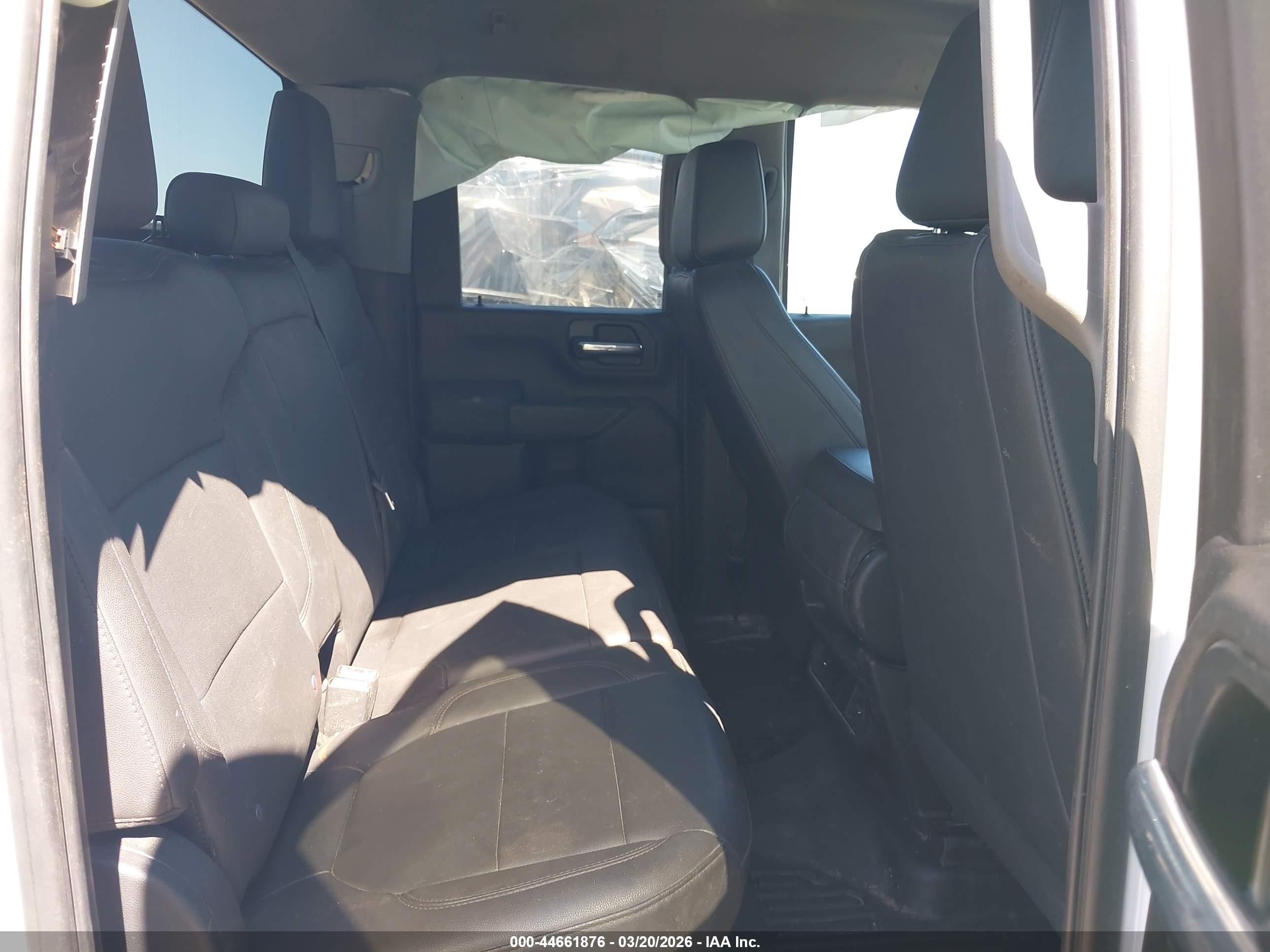 GMC SIERRA image 8