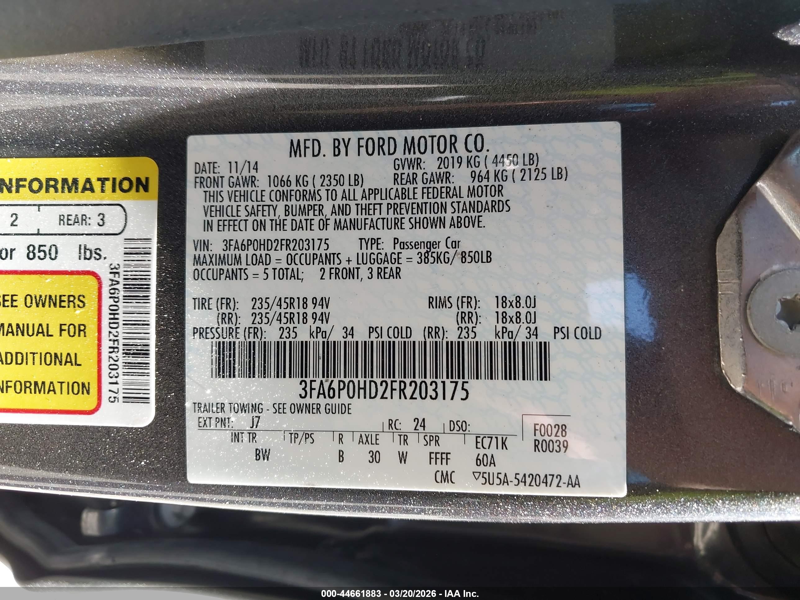 FORD FUSION image 9