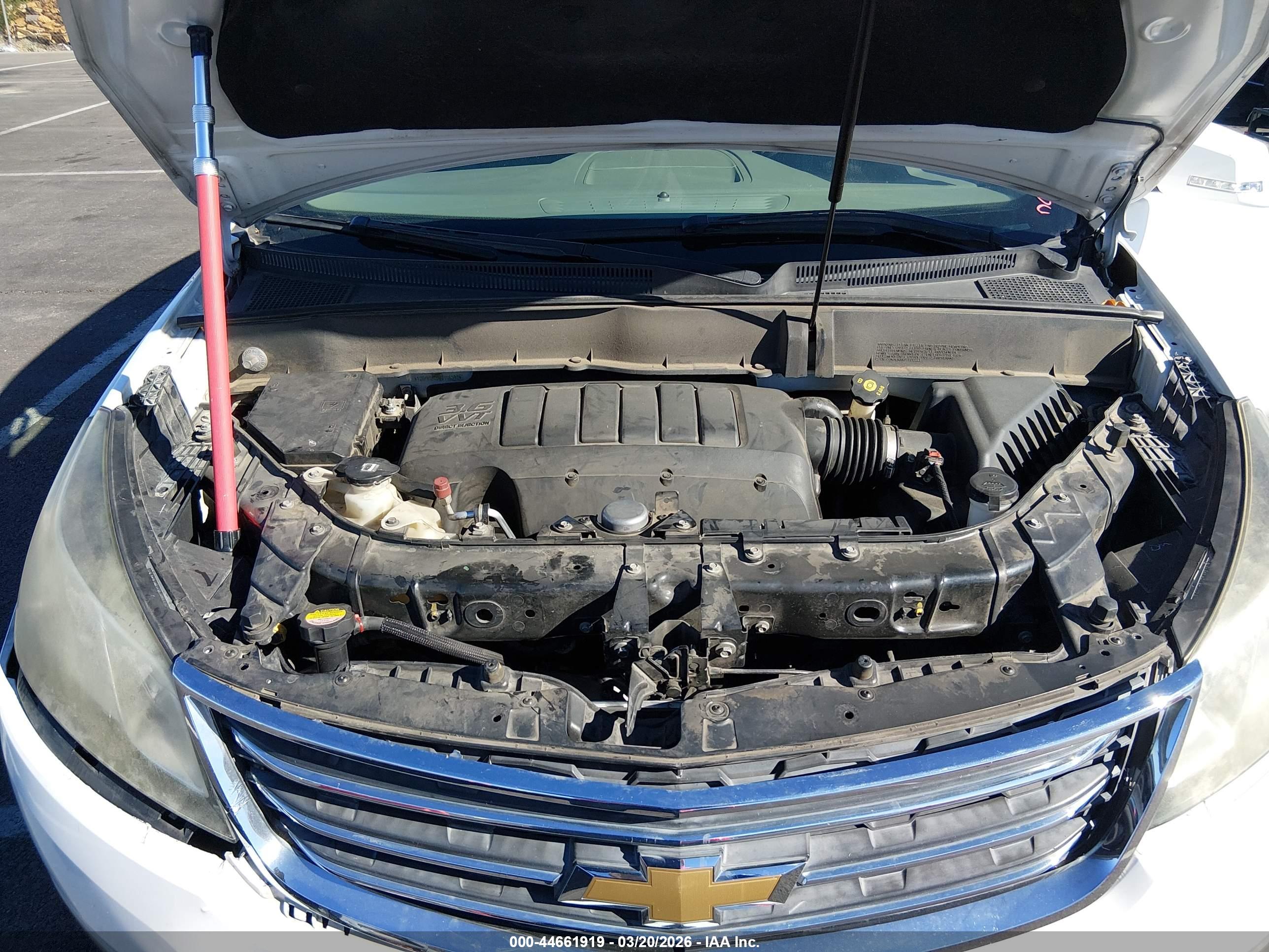 CHEVROLET TRAVERSE image 10