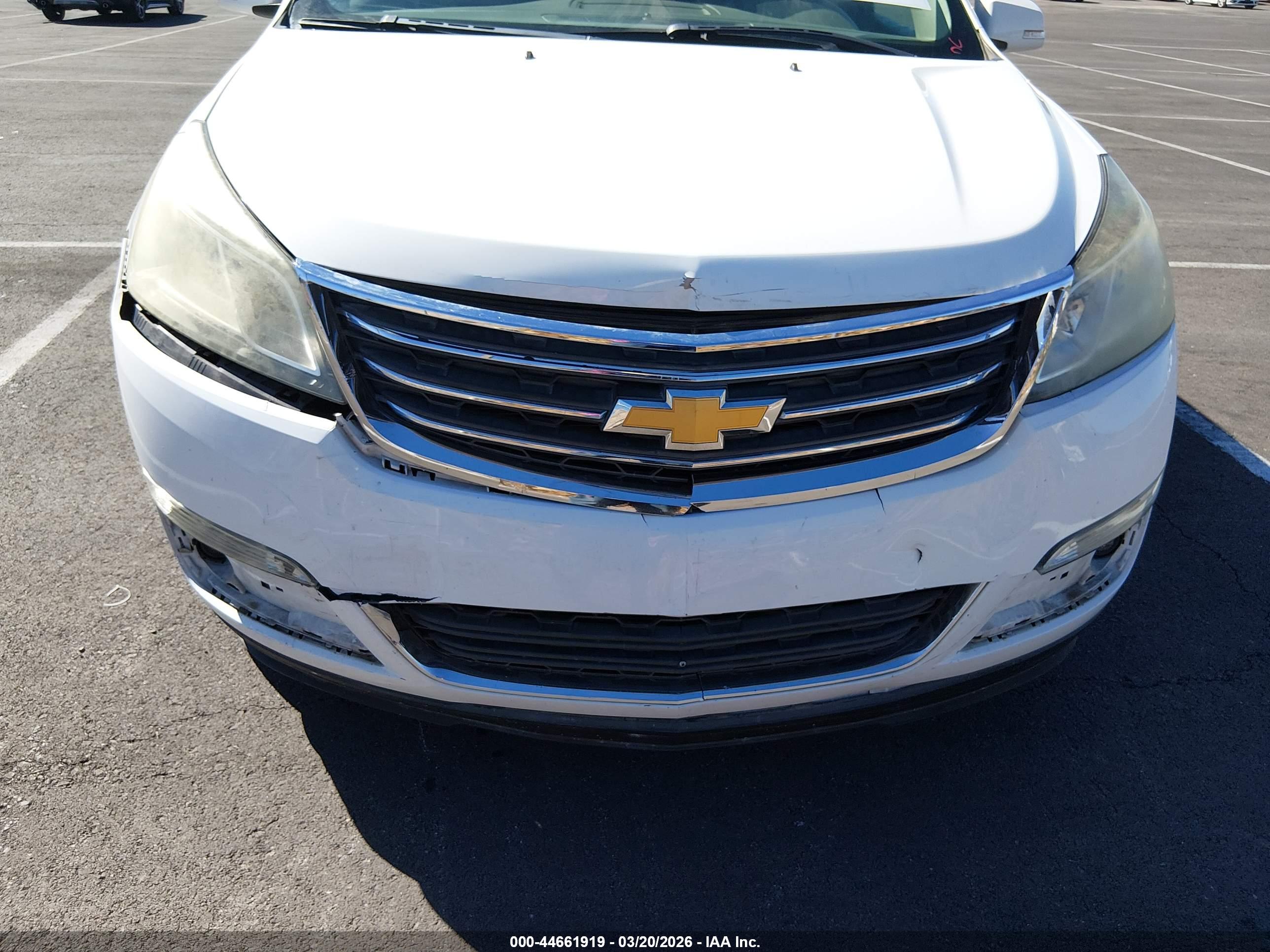 CHEVROLET TRAVERSE image 6