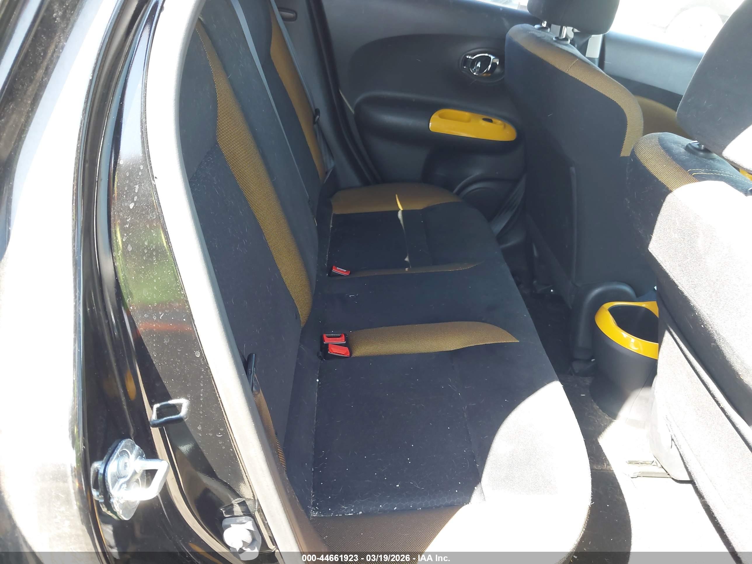 NISSAN JUKE image 8