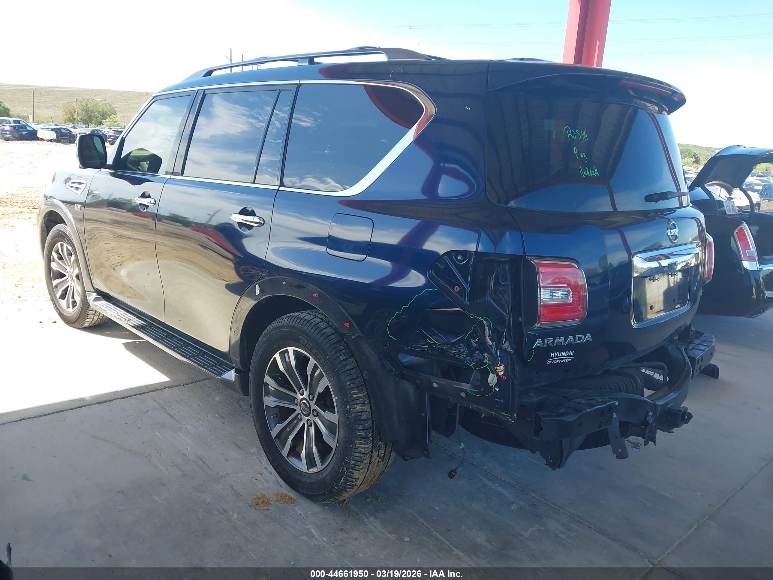 NISSAN ARMADA image 3