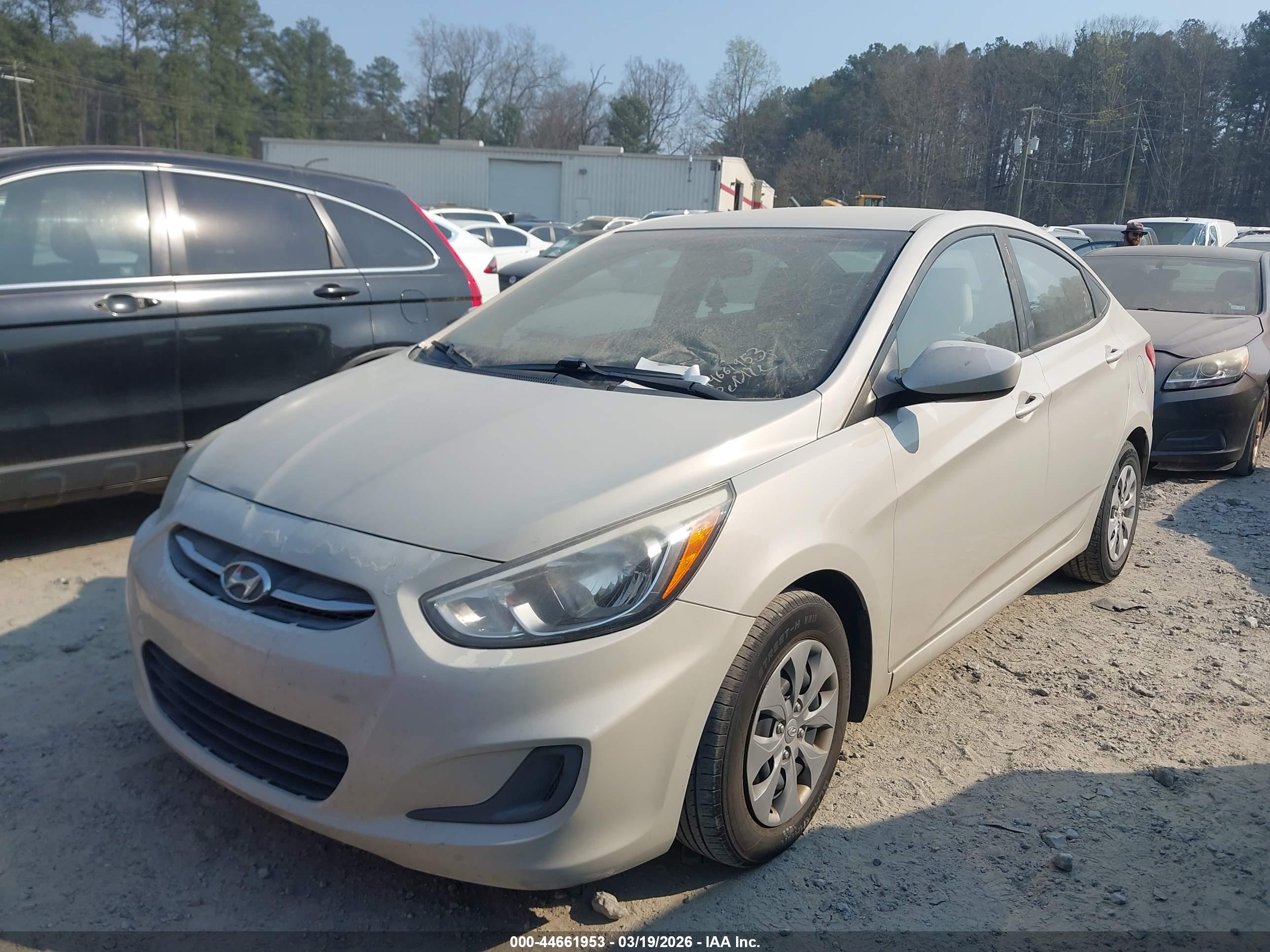 HYUNDAI ACCENT image 2