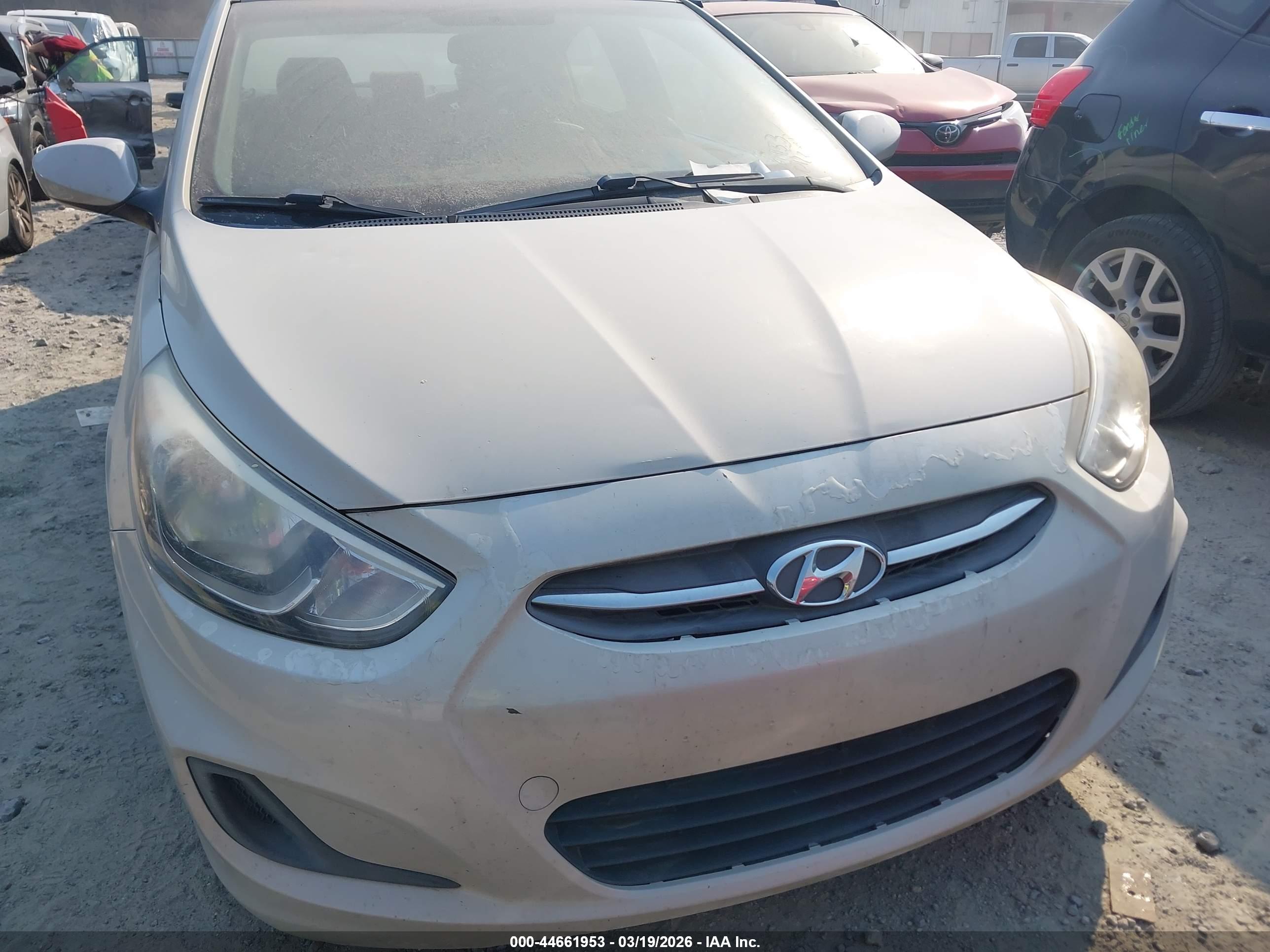 HYUNDAI ACCENT image 6