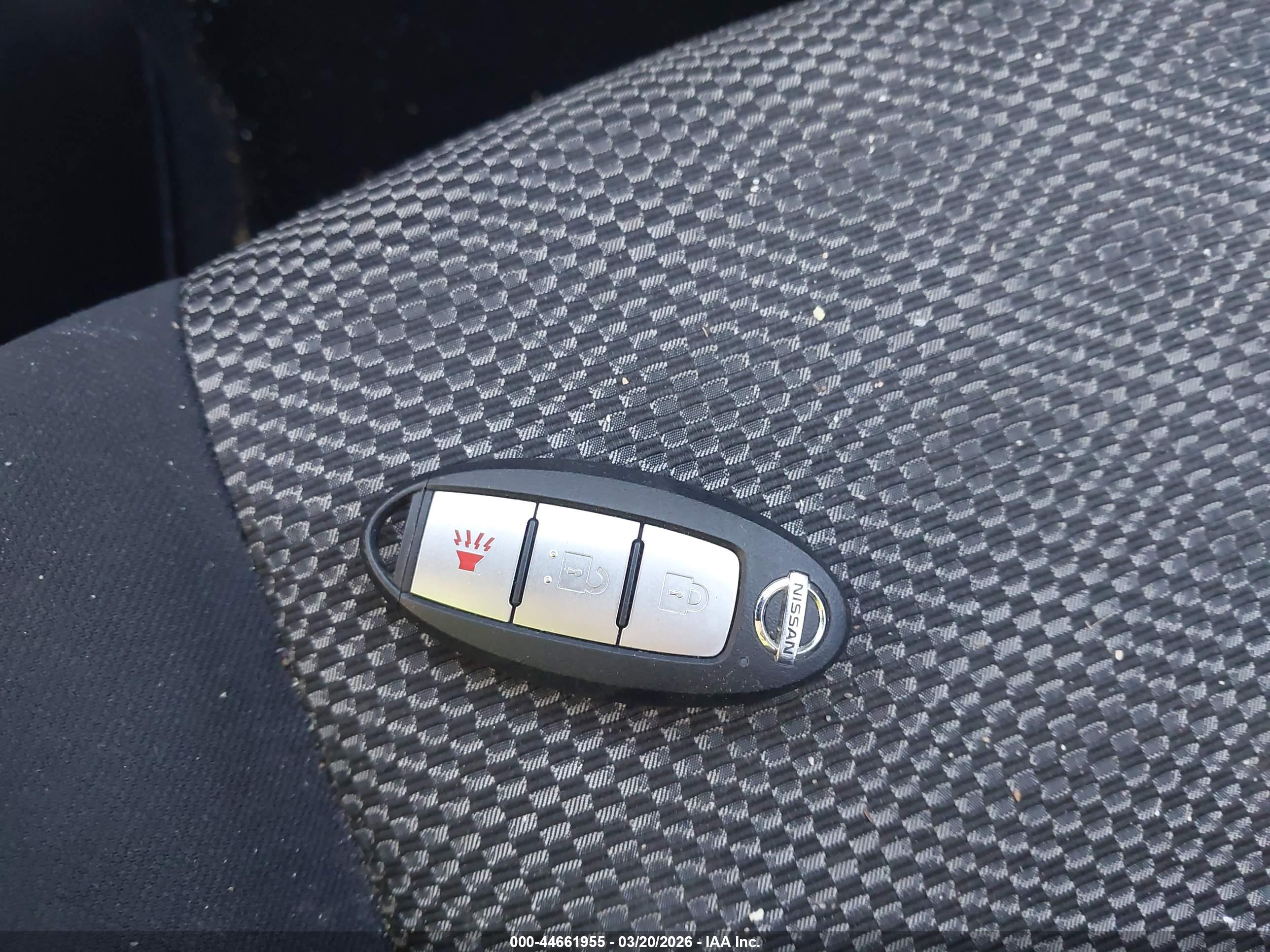 NISSAN ROGUE image 11