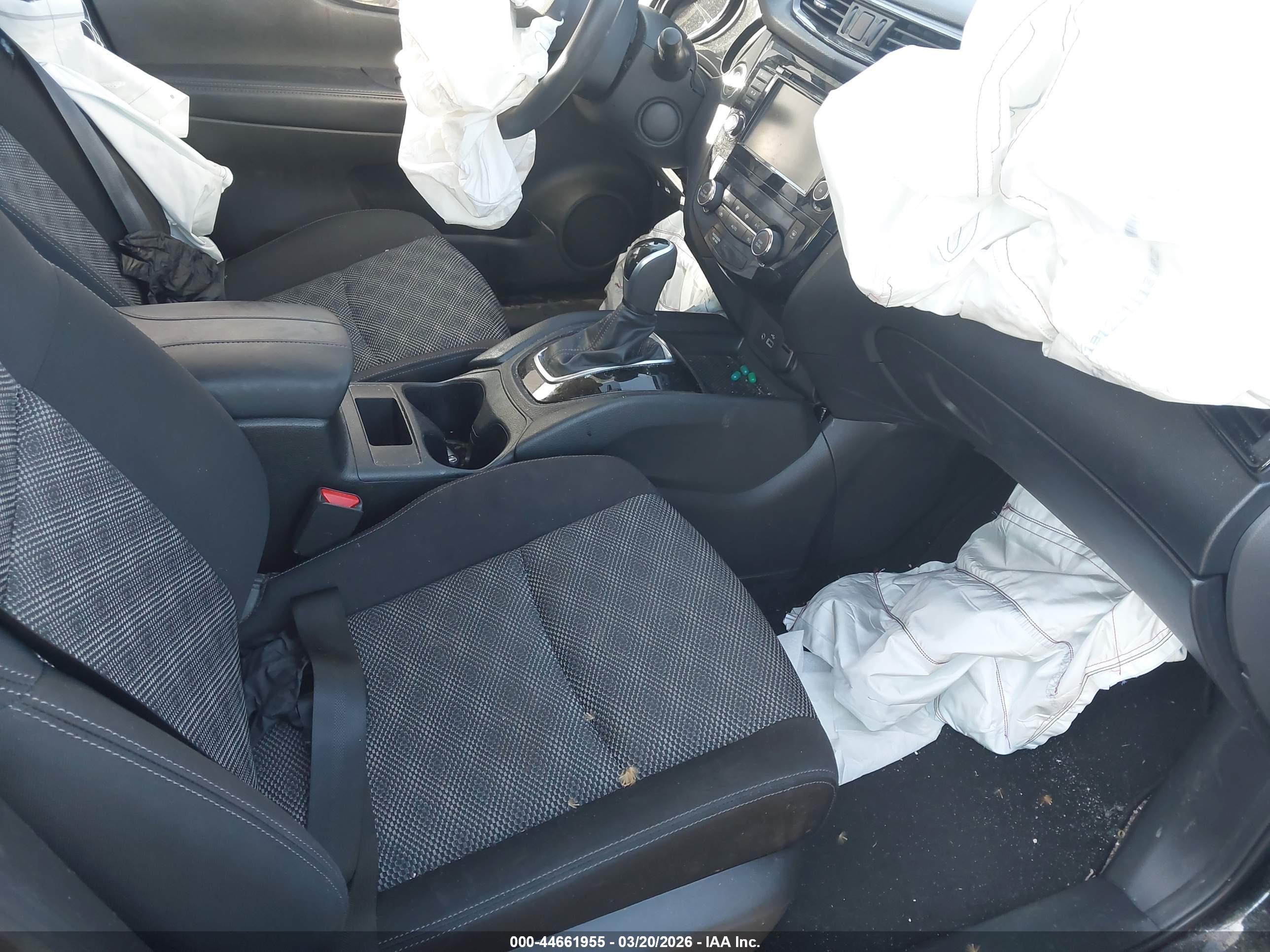 NISSAN ROGUE image 5
