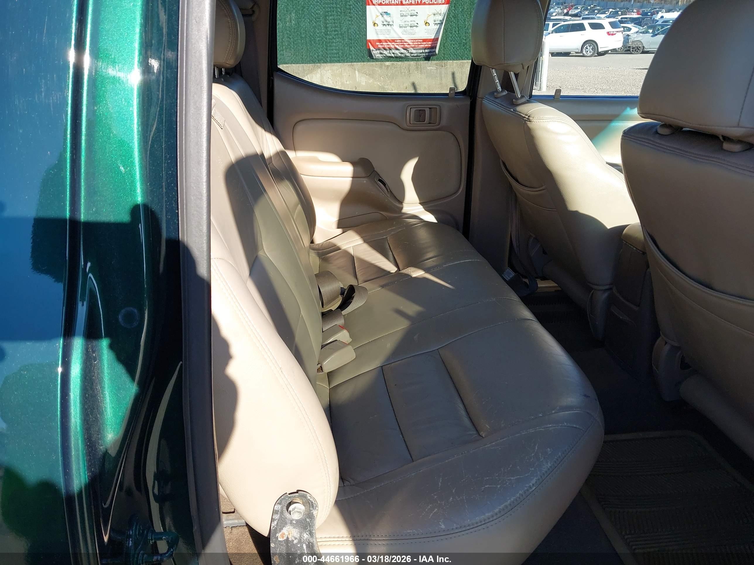 TOYOTA TACOMA image 8