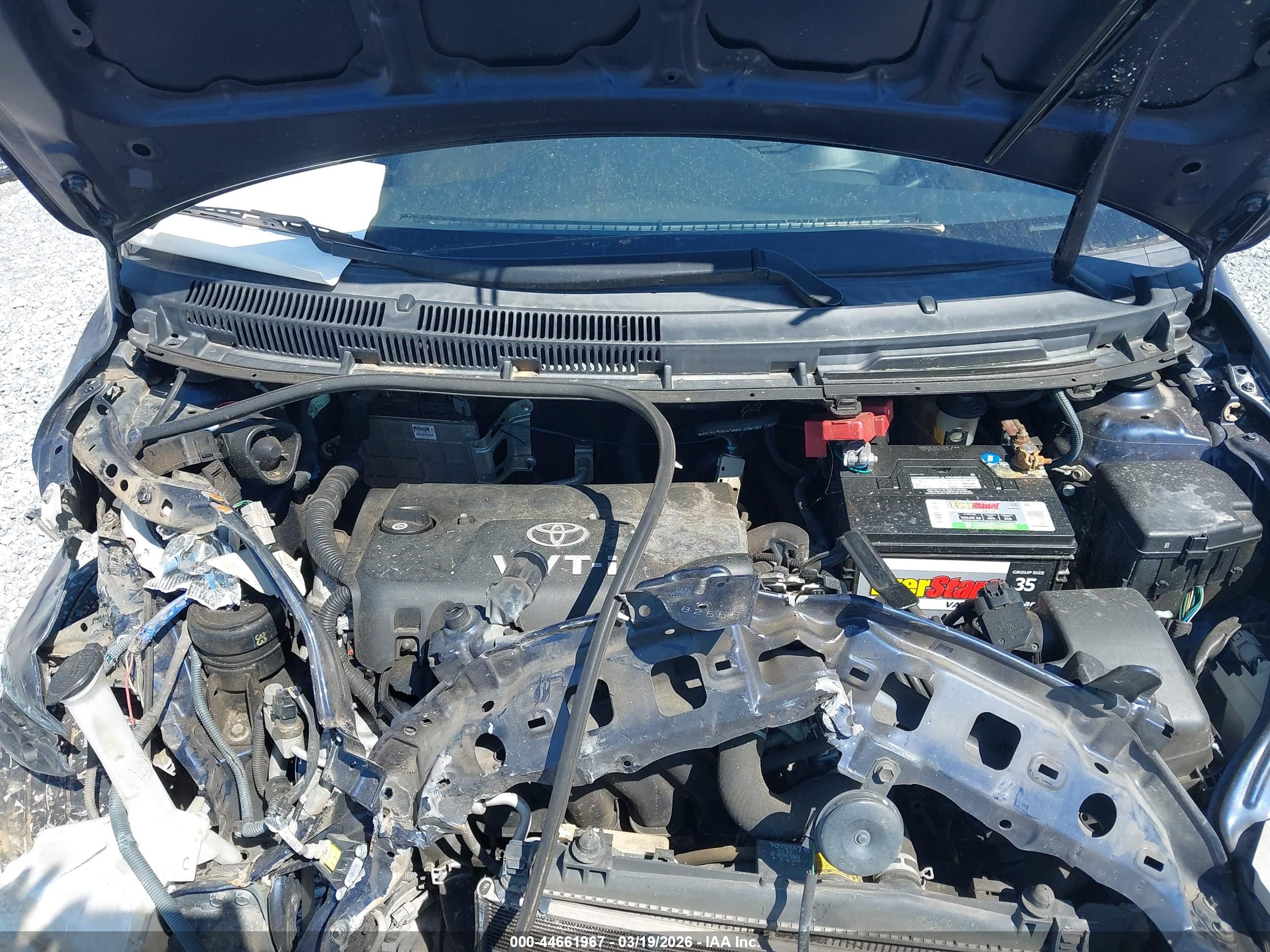 TOYOTA YARIS image 10