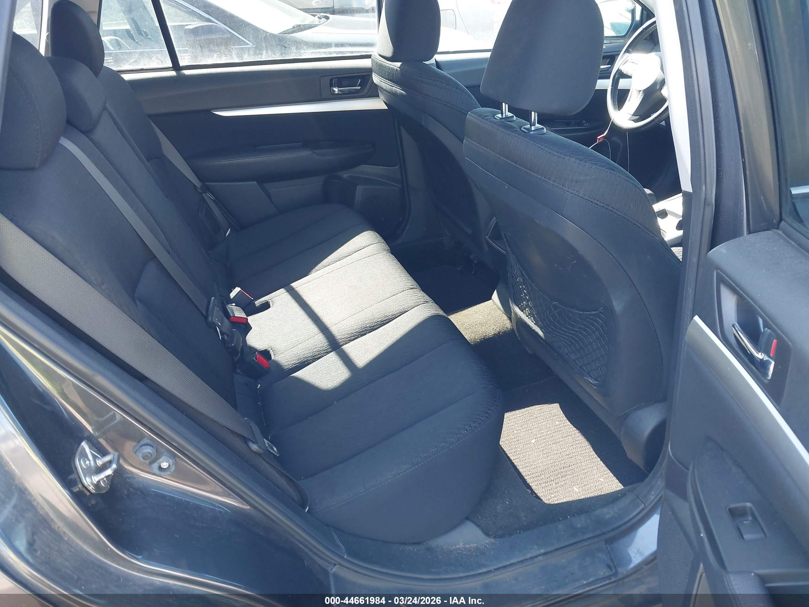 SUBARU OUTBACK image 8