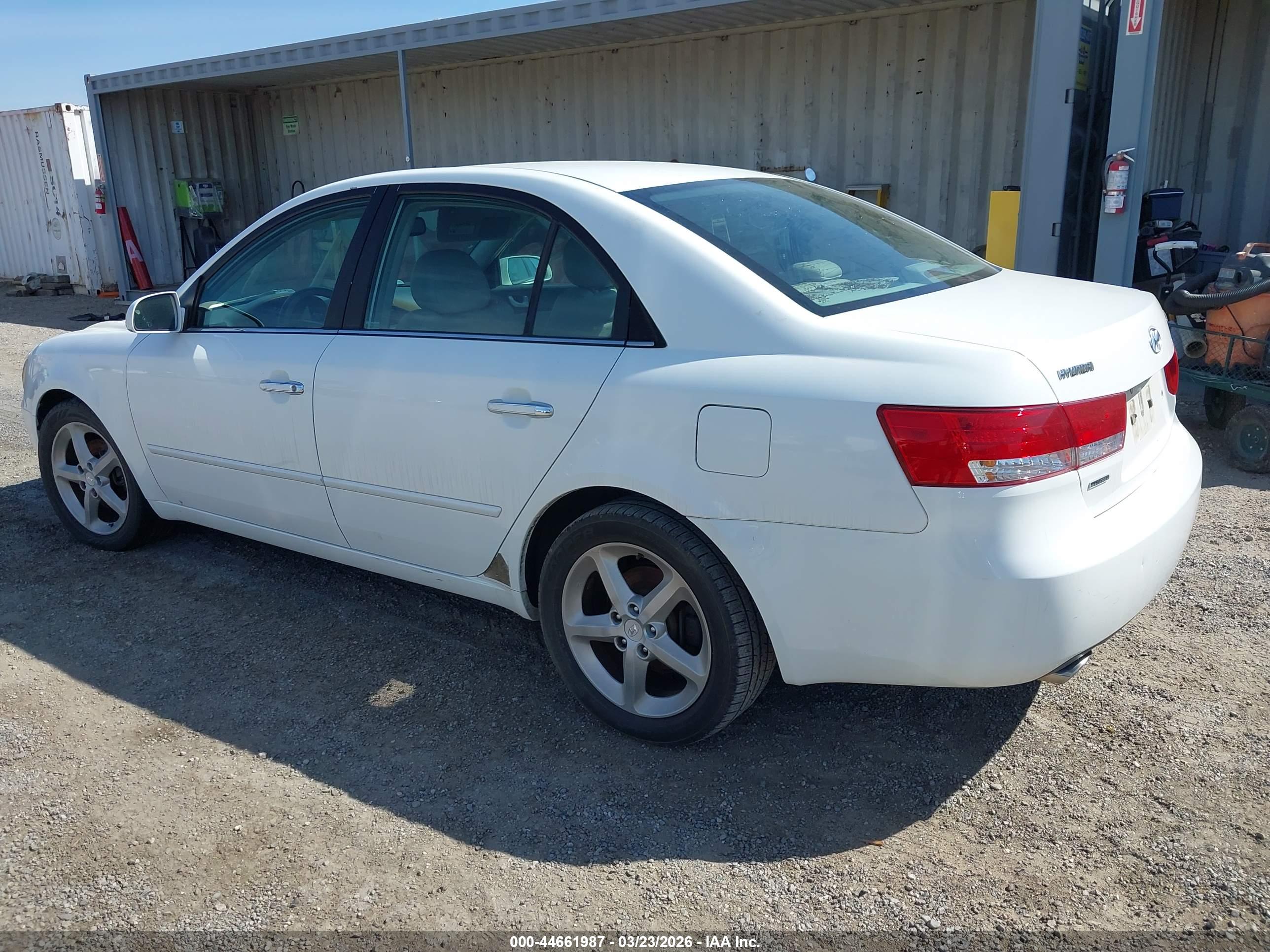 HYUNDAI SONATA image 3