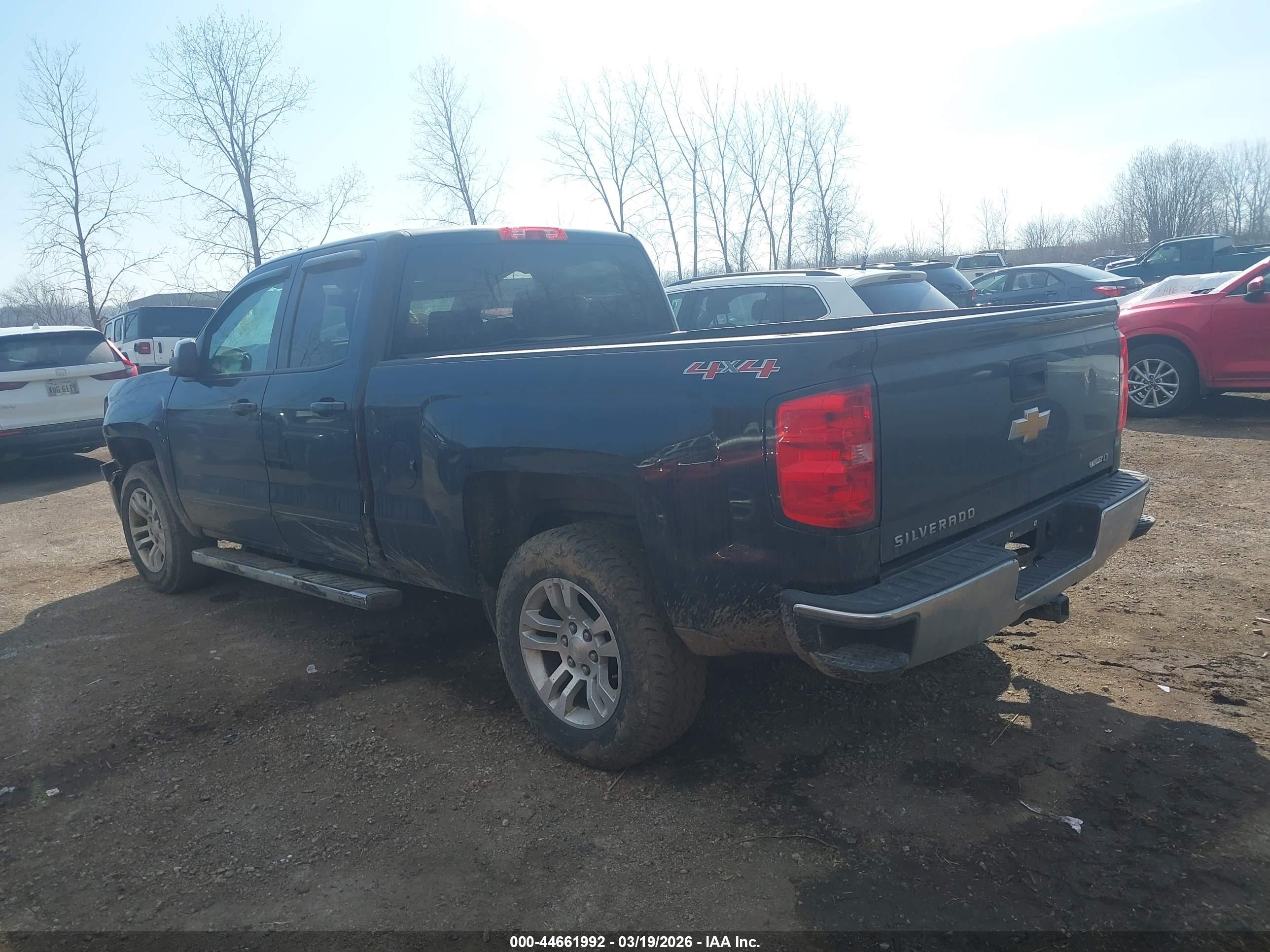 CHEVROLET SILVERADO image 3