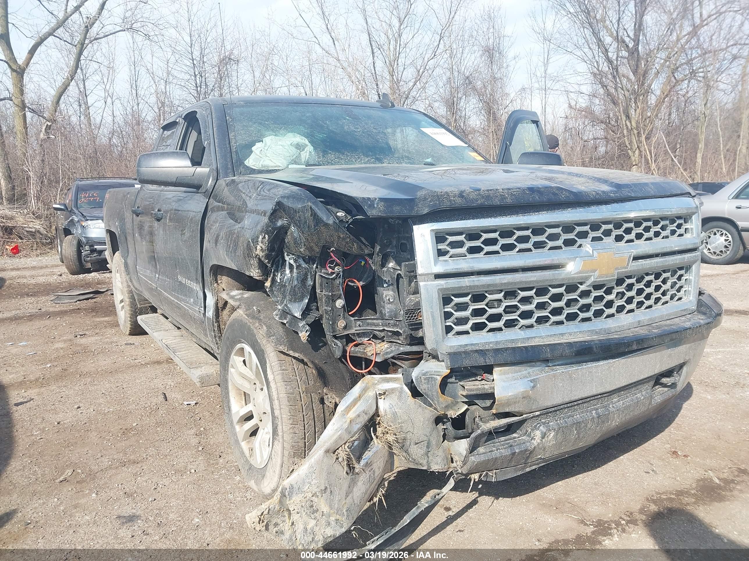 CHEVROLET SILVERADO image 6