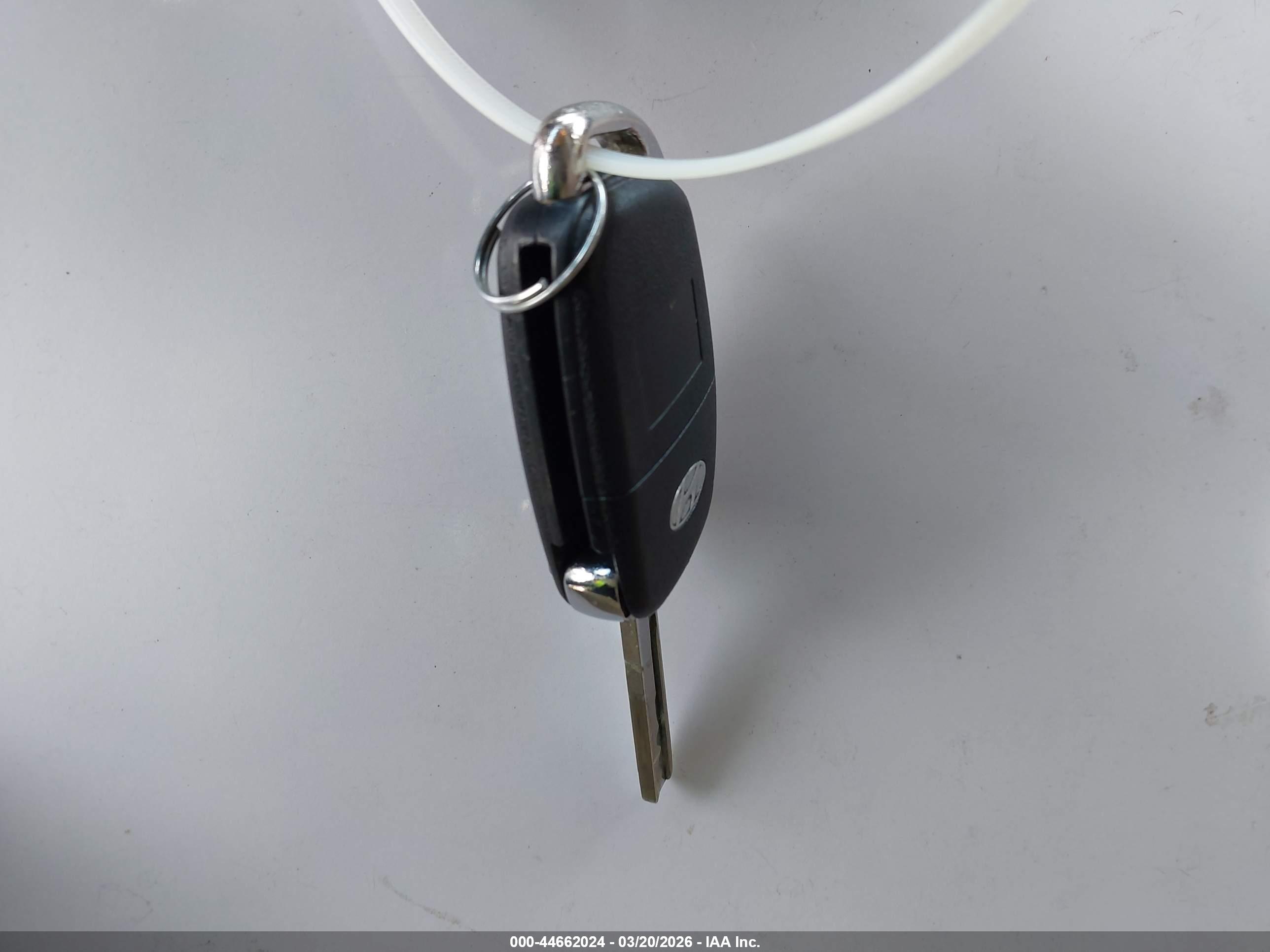 HYUNDAI SANTA image 11