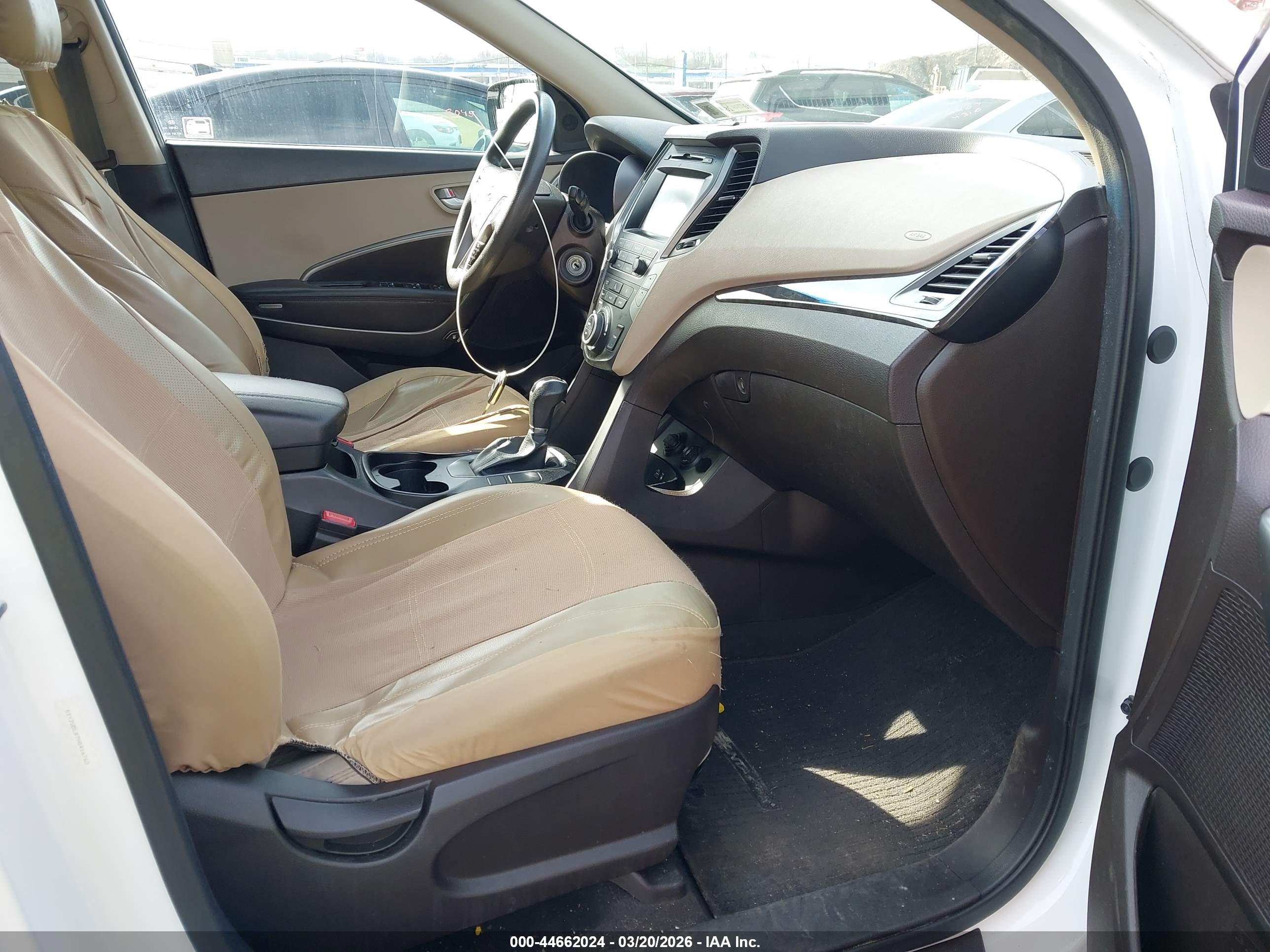 HYUNDAI SANTA image 5