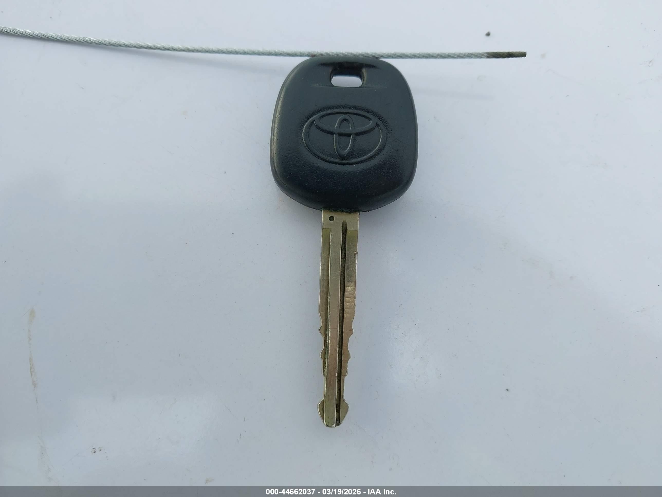 TOYOTA COROLLA image 11